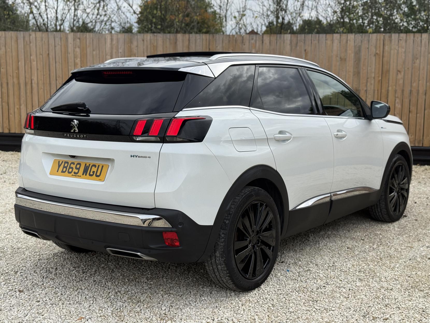 Peugeot 3008 1.6 13.2kWh GT SUV 5dr Petrol Plug-in Hybrid e-EAT 4WD Euro 6 (s/s) (300 ps)