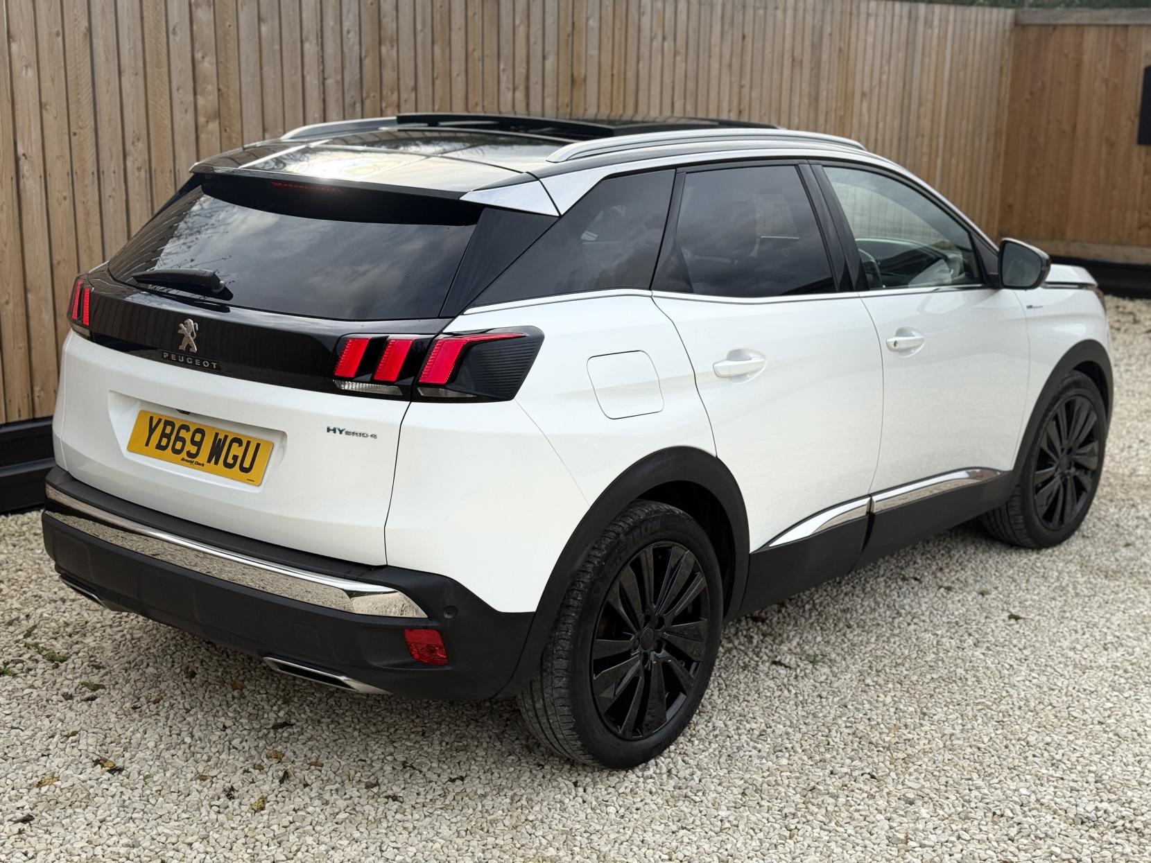 Peugeot 3008 1.6 13.2kWh GT SUV 5dr Petrol Plug-in Hybrid e-EAT 4WD Euro 6 (s/s) (300 ps)