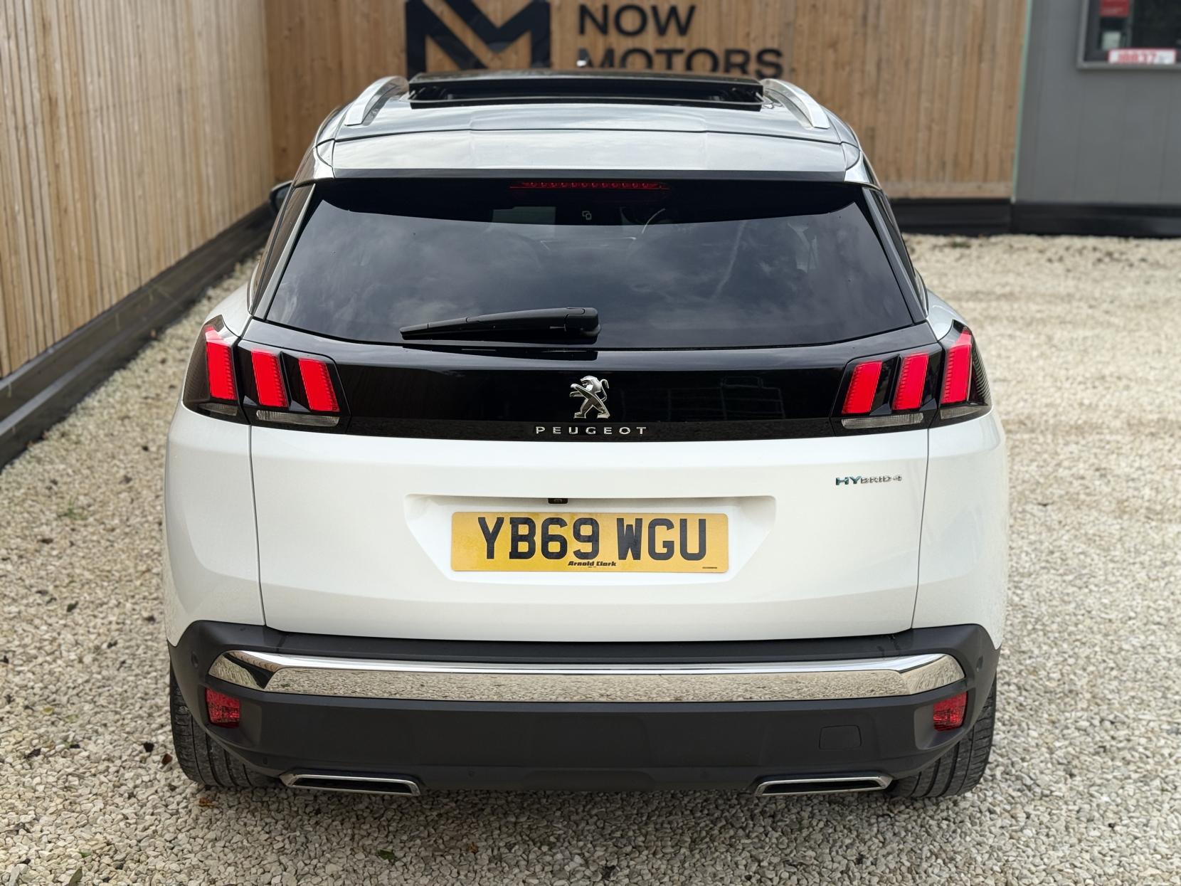 Peugeot 3008 1.6 13.2kWh GT SUV 5dr Petrol Plug-in Hybrid e-EAT 4WD Euro 6 (s/s) (300 ps)