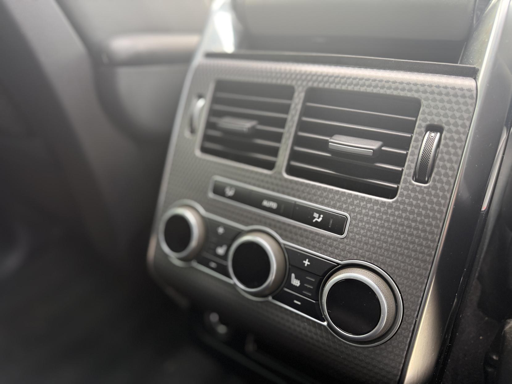 Land Rover Range Rover Sport 3.0 SD V6 Autobiography Dynamic SUV 5dr Diesel Auto 4WD Euro 6 (s/s) (306 ps)