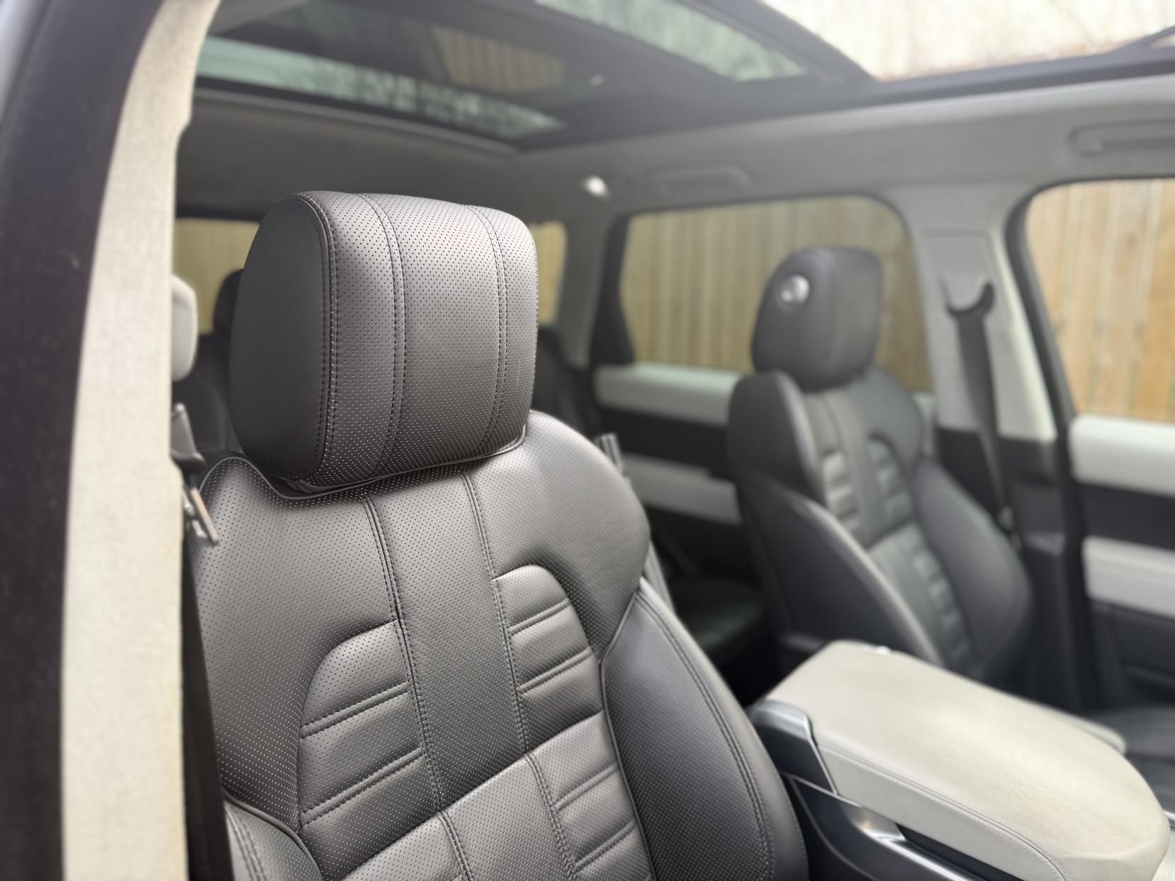 Land Rover Range Rover Sport 3.0 SD V6 Autobiography Dynamic SUV 5dr Diesel Auto 4WD Euro 6 (s/s) (306 ps)