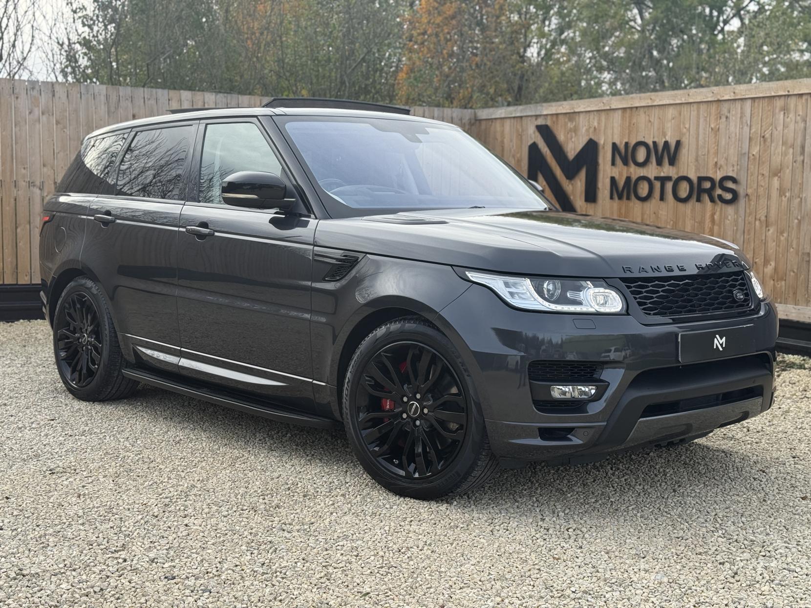 Land Rover Range Rover Sport 3.0 SD V6 Autobiography Dynamic SUV 5dr Diesel Auto 4WD Euro 6 (s/s) (306 ps)