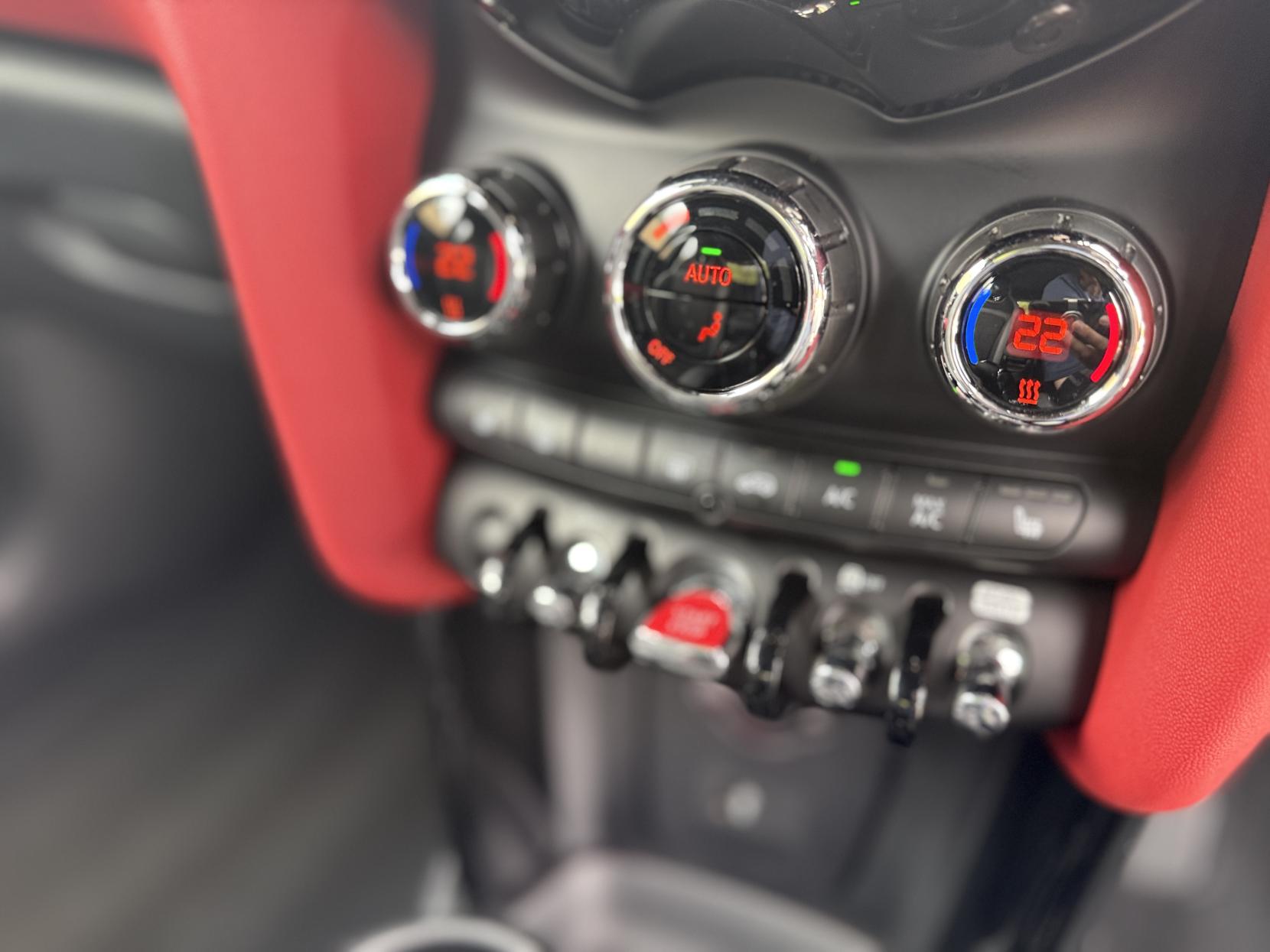 MINI Hatch 2.0 Cooper S Paddy Hopkirk Edition Hatchback 3dr Petrol Steptronic Euro 6 (s/s) (178 ps)