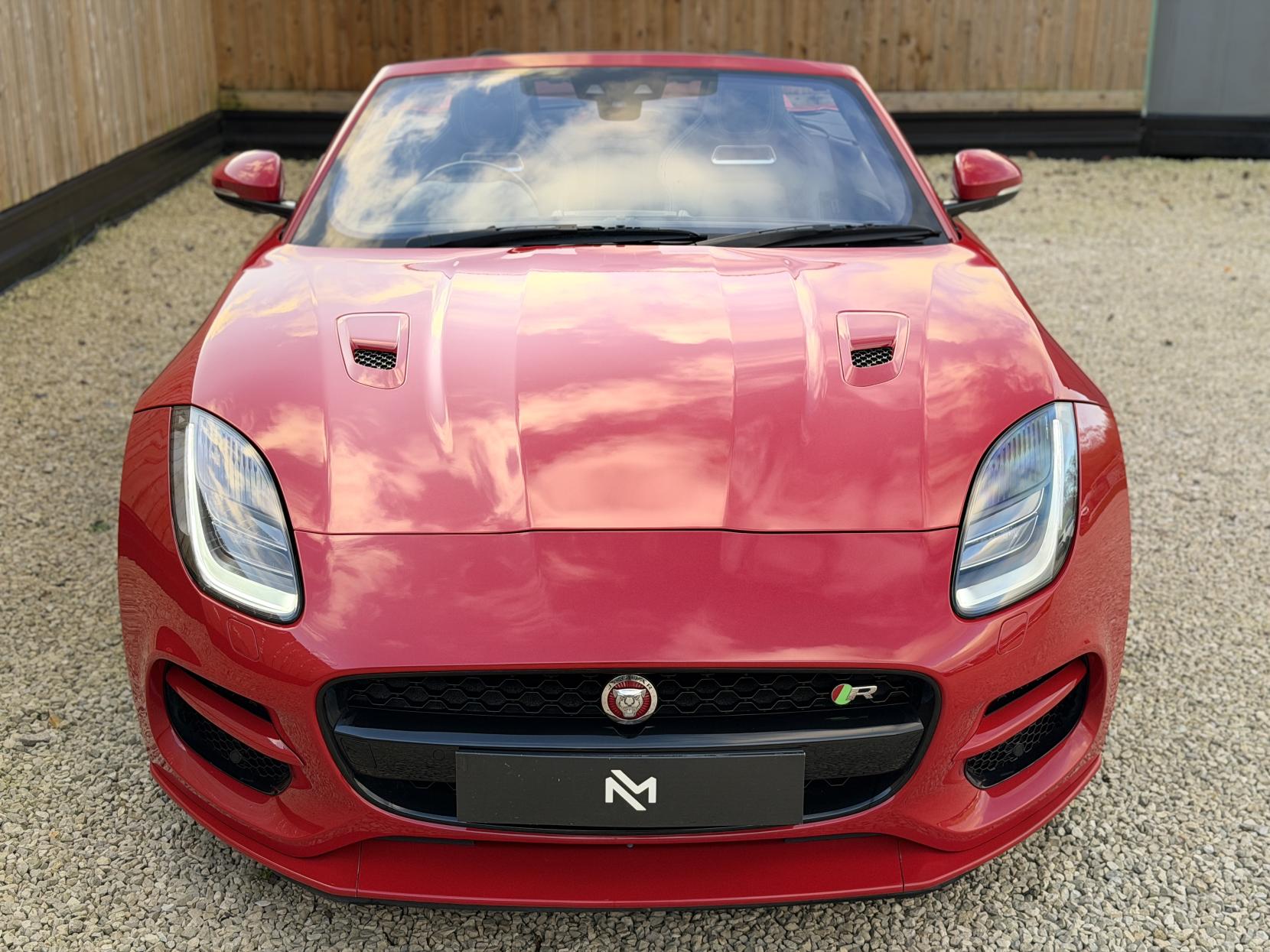 Jaguar F-Type 5.0 V8 R Convertible 2dr Petrol Auto AWD Euro 6 (s/s) (575 ps)