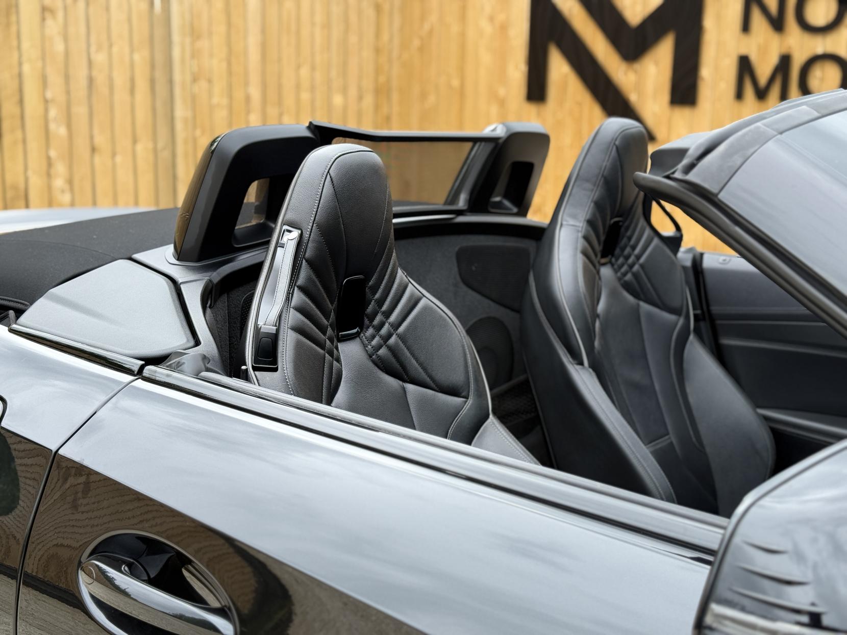 BMW Z4 3.0 M40i Convertible 2dr Petrol Auto sDrive Euro 6 (s/s) (340 ps)