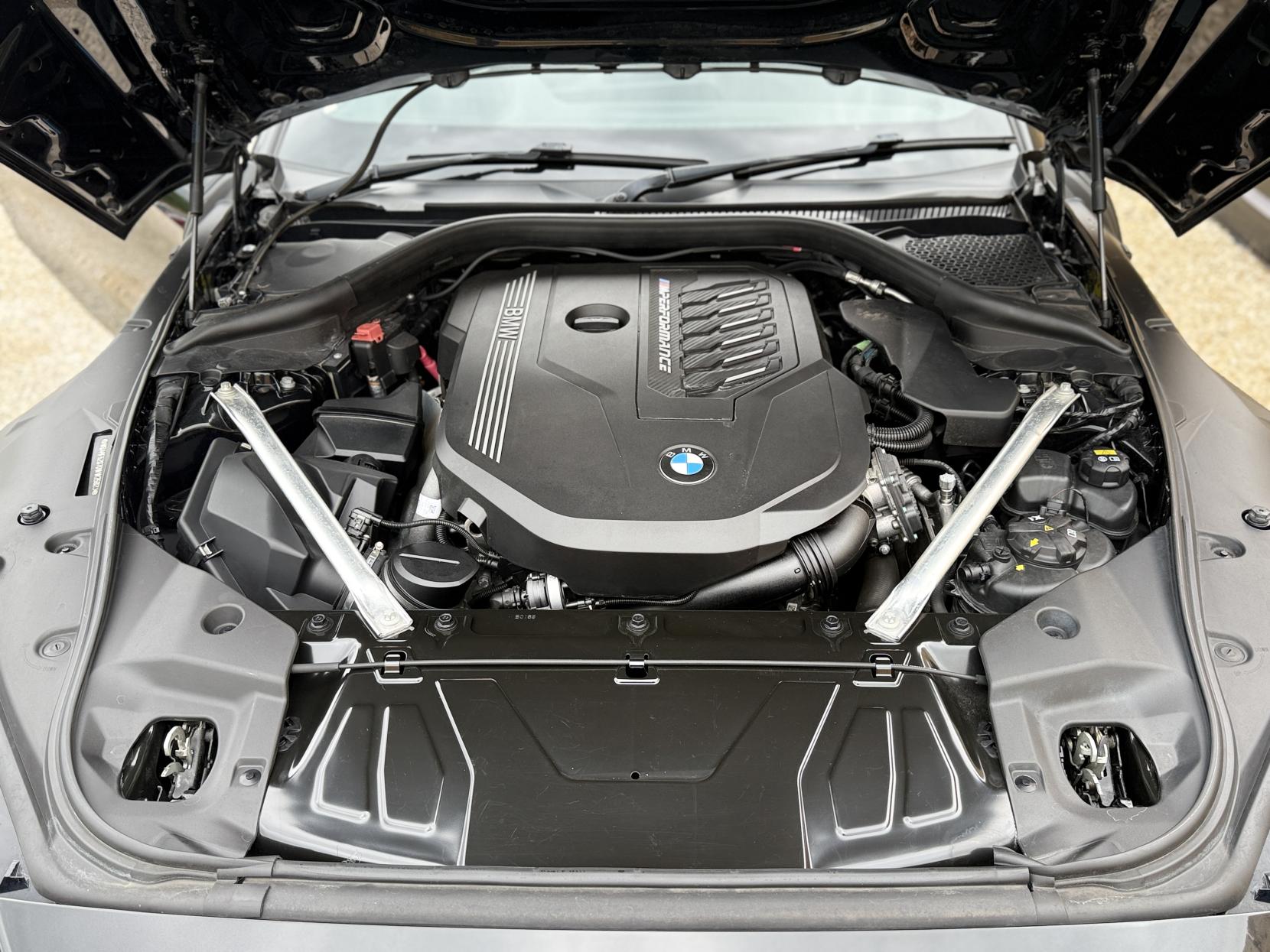 BMW Z4 3.0 M40i Convertible 2dr Petrol Auto sDrive Euro 6 (s/s) (340 ps)