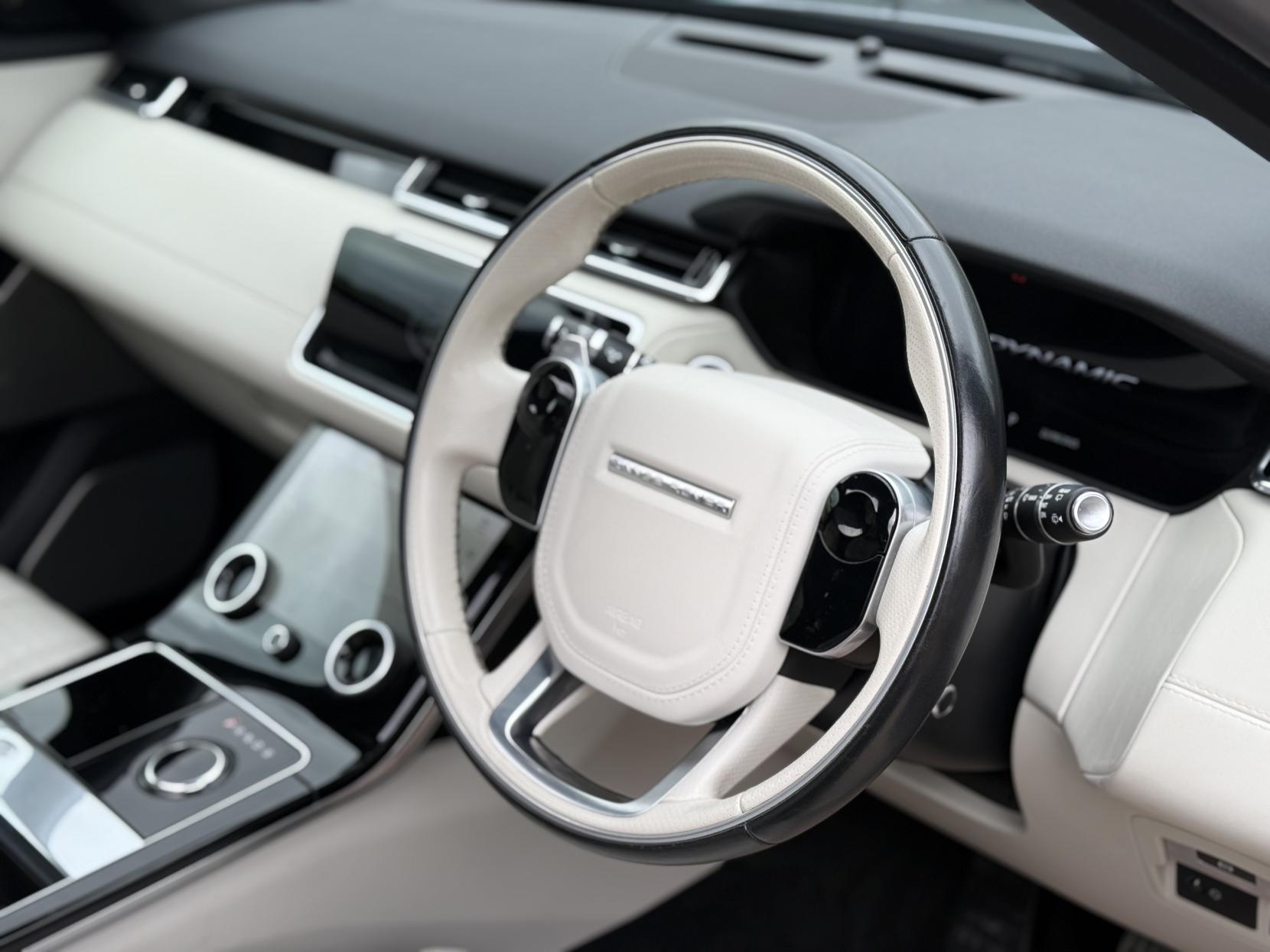 Land Rover Range Rover Velar 3.0 D300 R-Dynamic HSE SUV 5dr Diesel Auto 4WD Euro 6 (s/s) (300 ps)