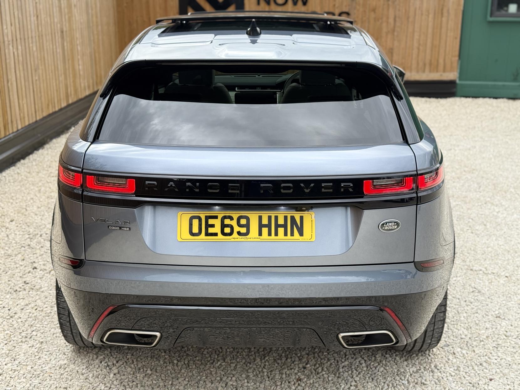 Land Rover Range Rover Velar 3.0 D300 R-Dynamic HSE SUV 5dr Diesel Auto 4WD Euro 6 (s/s) (300 ps)