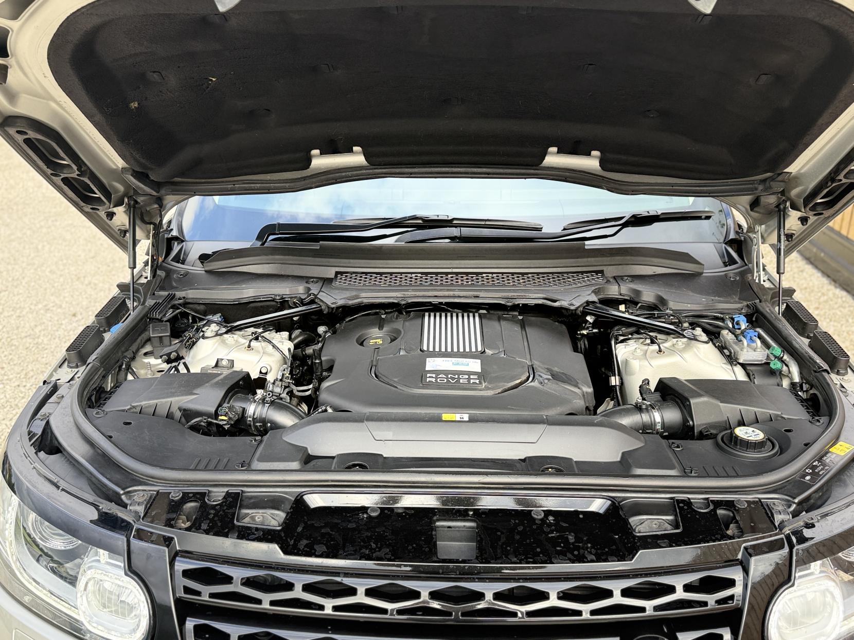 Land Rover Range Rover Sport 3.0 SD V6 HSE SUV 5dr Diesel Auto 4WD Euro 5 (s/s) (292 ps)