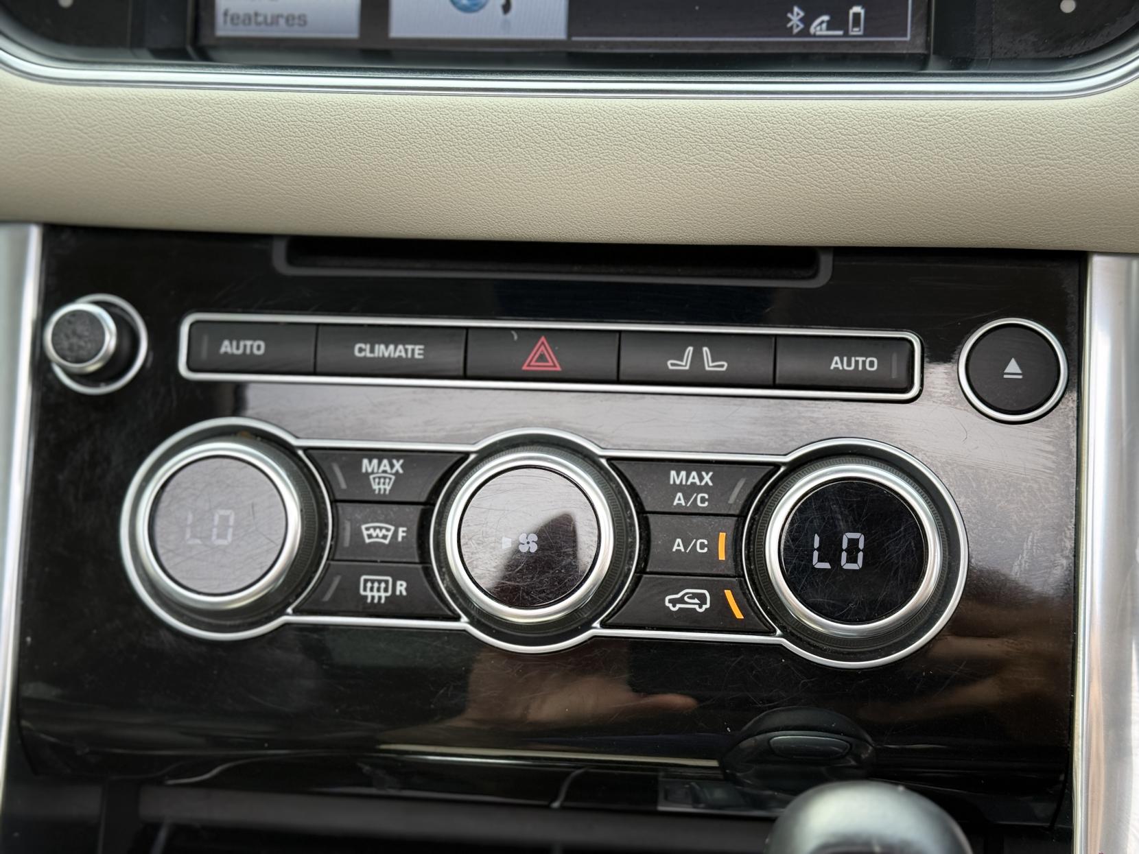 Land Rover Range Rover Sport 3.0 SD V6 HSE SUV 5dr Diesel Auto 4WD Euro 5 (s/s) (292 ps)