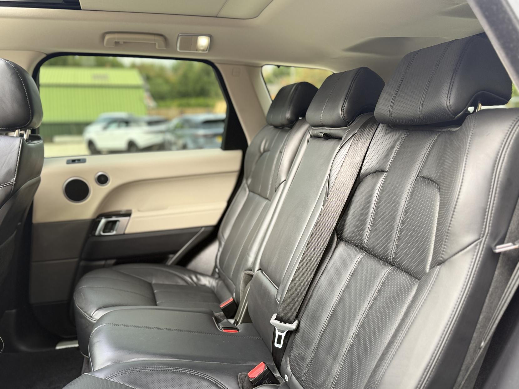 Land Rover Range Rover Sport 3.0 SD V6 HSE SUV 5dr Diesel Auto 4WD Euro 5 (s/s) (292 ps)