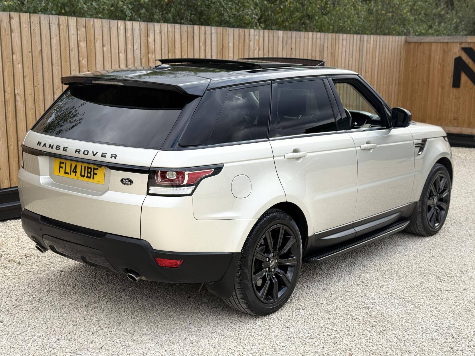Land Rover Range Rover Sport 3.0 SD V6 HSE SUV 5dr Diesel Auto 4WD Euro 5 (s/s) (292 ps)