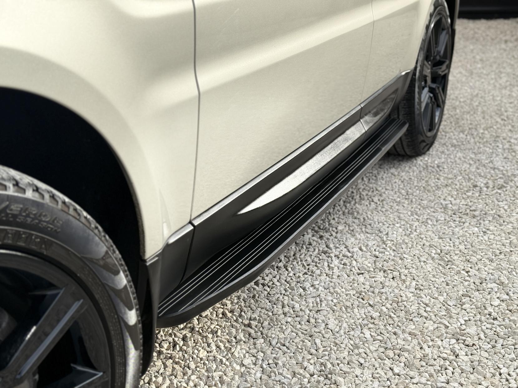 Land Rover Range Rover Sport 3.0 SD V6 HSE SUV 5dr Diesel Auto 4WD Euro 5 (s/s) (292 ps)