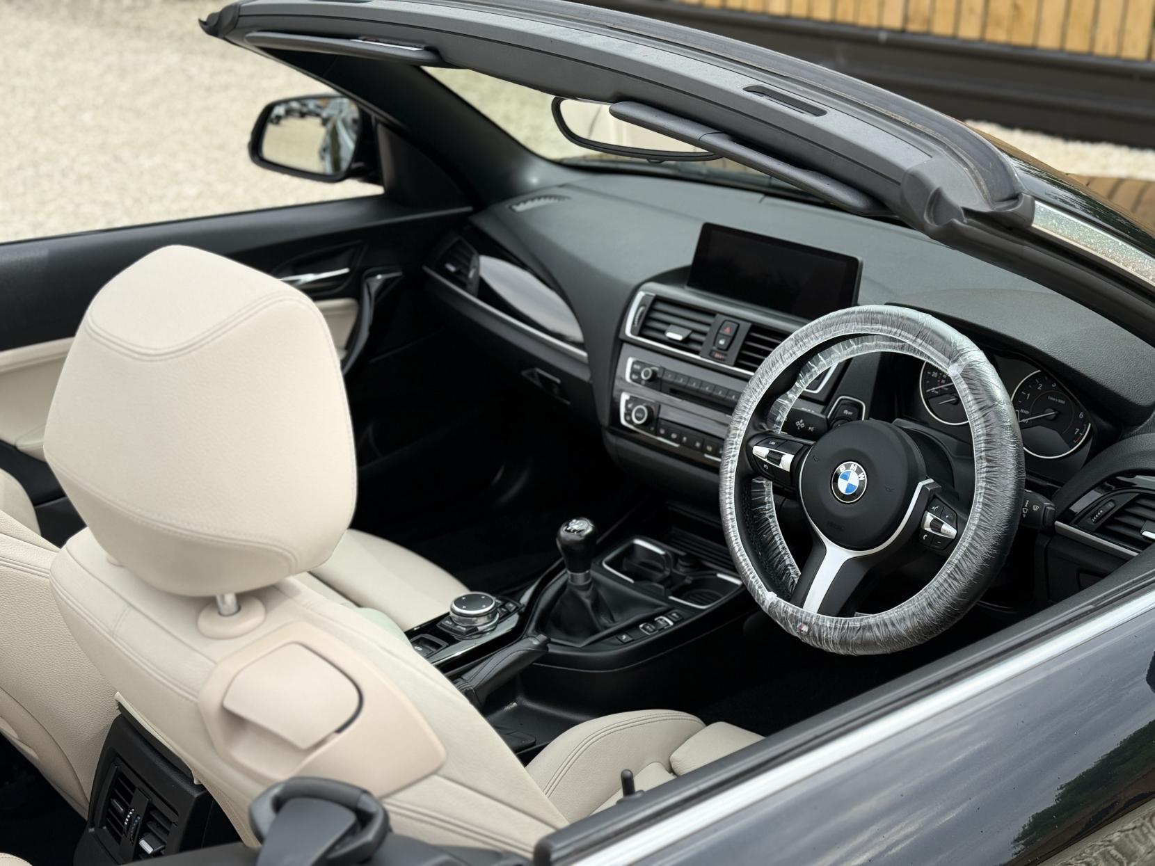 BMW 2 Series 3.0 M235i Convertible 2dr Petrol Manual Euro 6 (s/s) (326 ps)