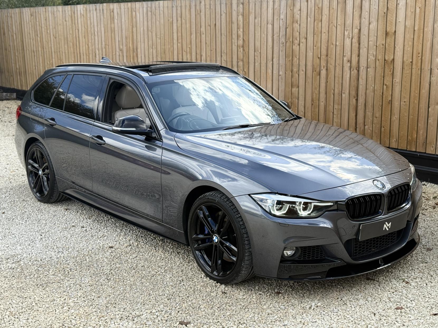 BMW 3 Series 3.0 335d M Sport Shadow Edition Touring 5dr Diesel Auto xDrive Euro 6 (s/s) (313 ps)