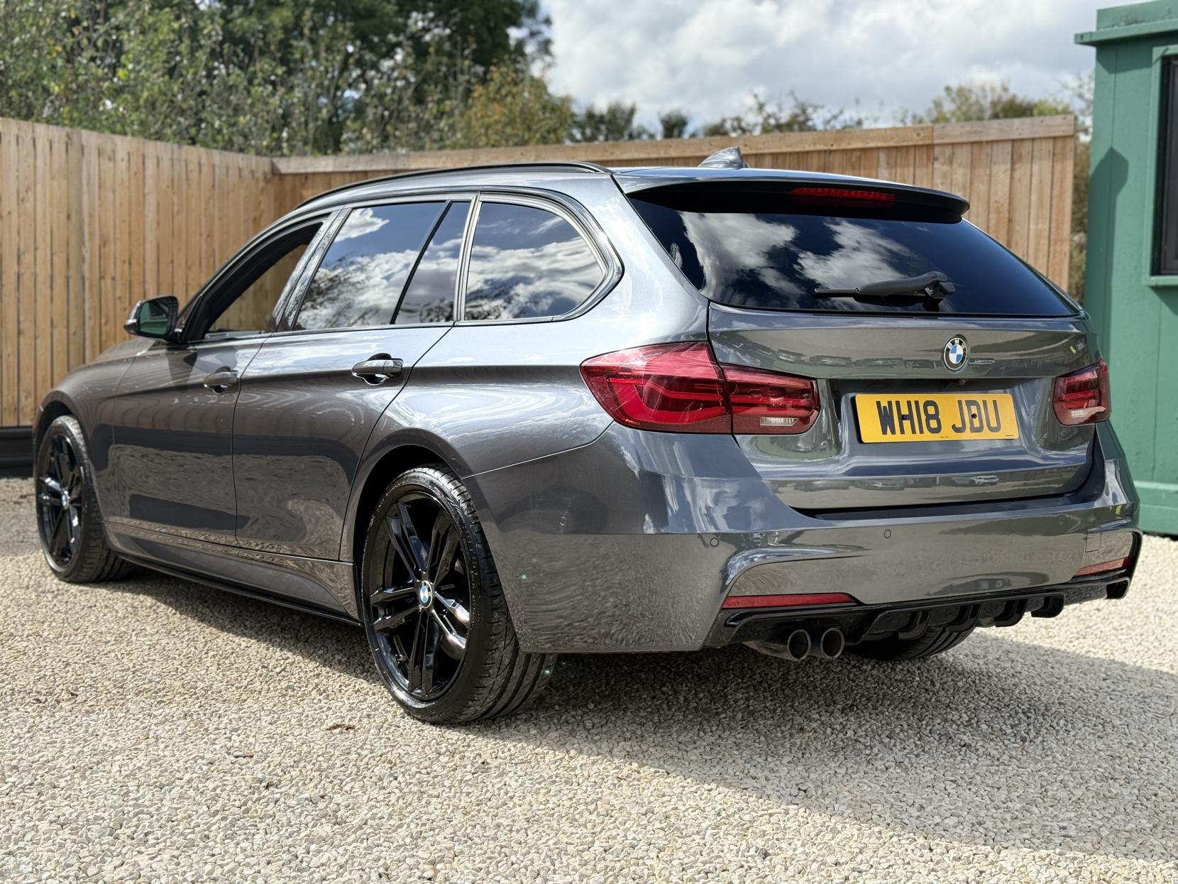 BMW 3 Series 3.0 335d M Sport Shadow Edition Touring 5dr Diesel Auto xDrive Euro 6 (s/s) (313 ps)