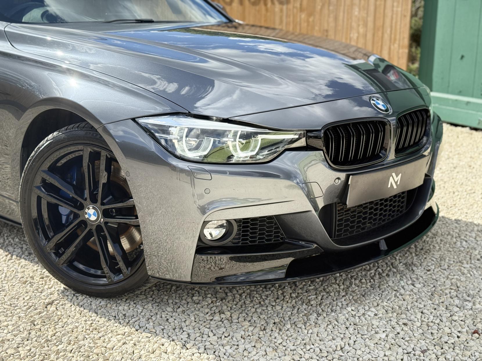 BMW 3 Series 3.0 335d M Sport Shadow Edition Touring 5dr Diesel Auto xDrive Euro 6 (s/s) (313 ps)