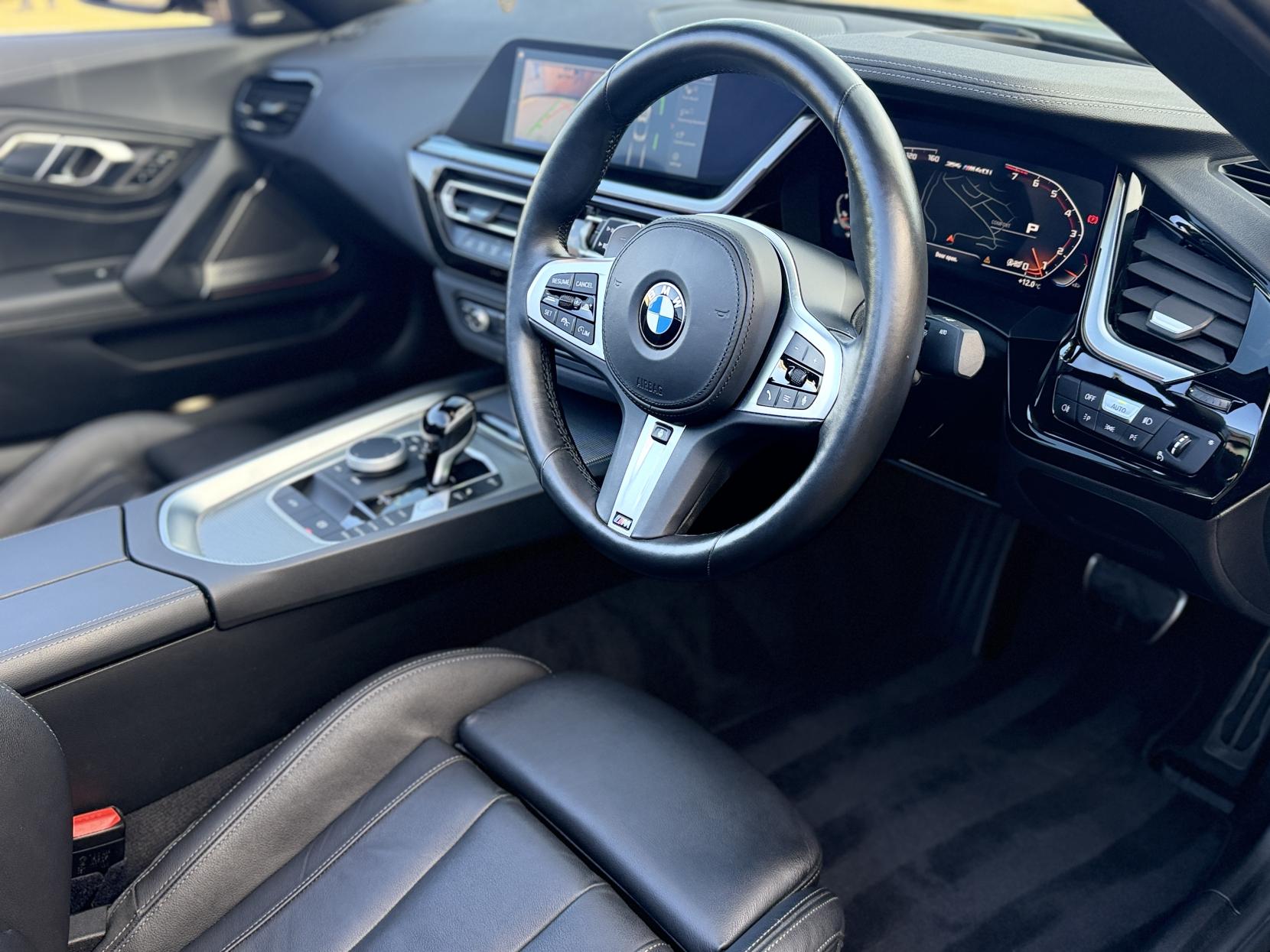 BMW Z4 3.0 M40i Convertible 2dr Petrol Auto sDrive Euro 6 (s/s) (340 ps)