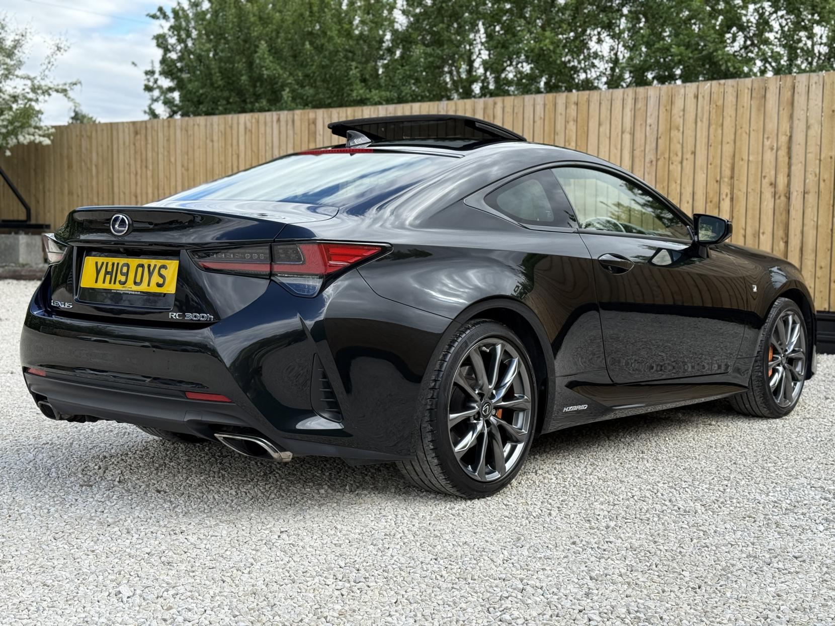 Lexus RC 2.5 300h F Sport Coupe 2dr Petrol Hybrid E-CVT Euro 6 (s/s) (223 ps)