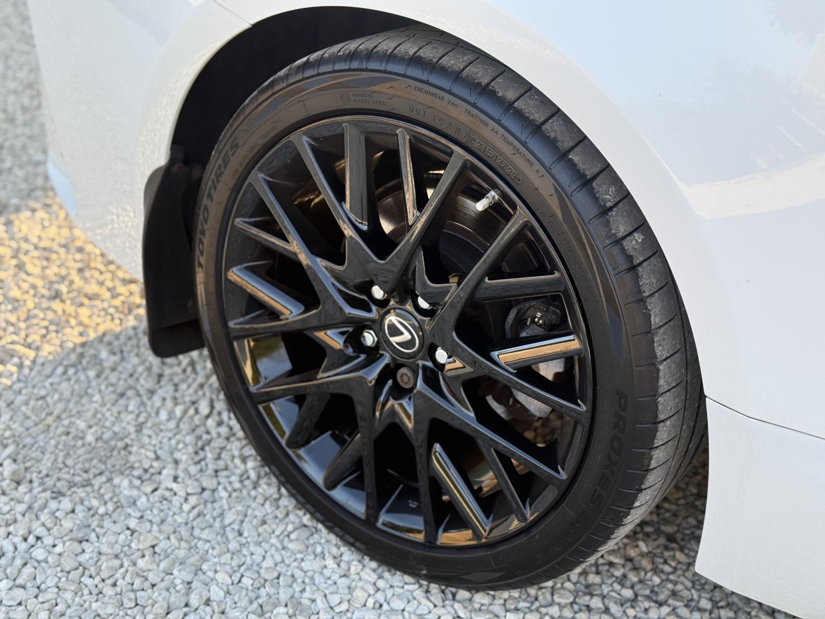 Lexus RC 2.5 300h F Sport Coupe 2dr Petrol Hybrid CVT Euro 6 (s/s) (223 ps)