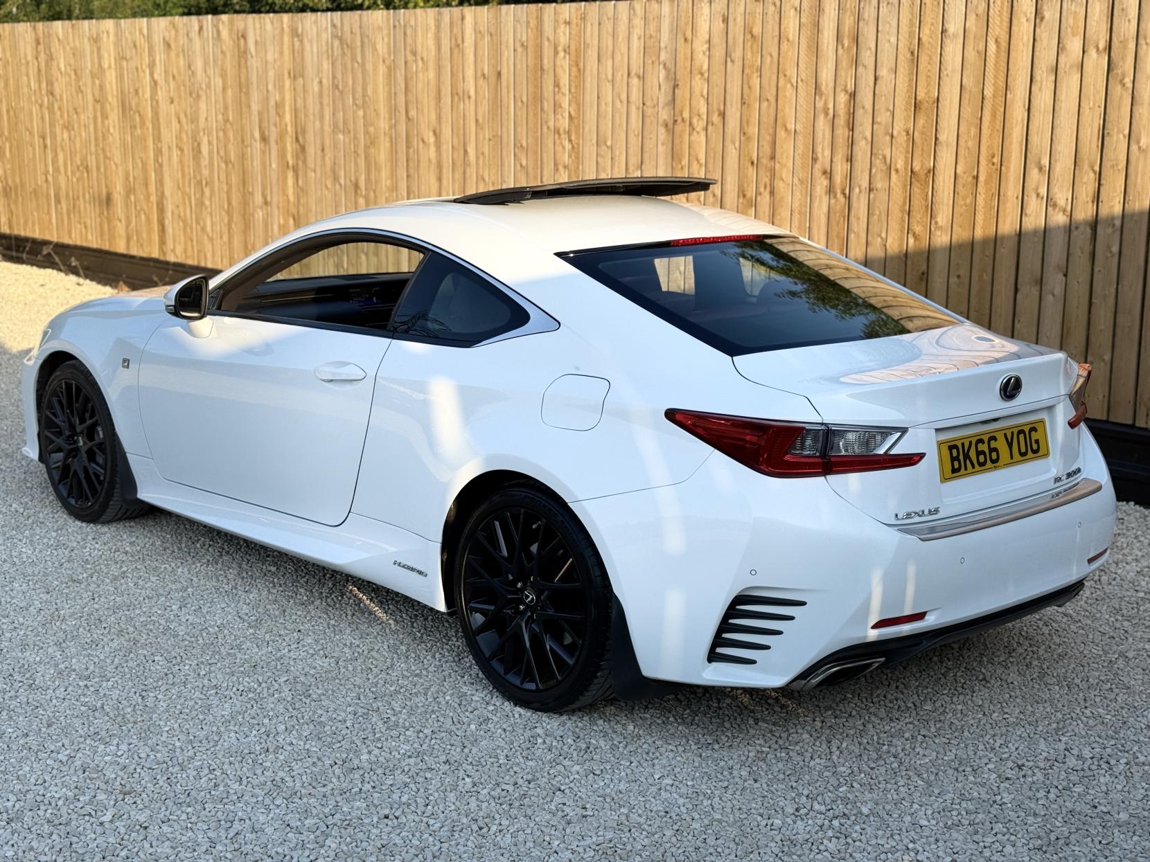 Lexus RC 2.5 300h F Sport Coupe 2dr Petrol Hybrid CVT Euro 6 (s/s) (223 ps)