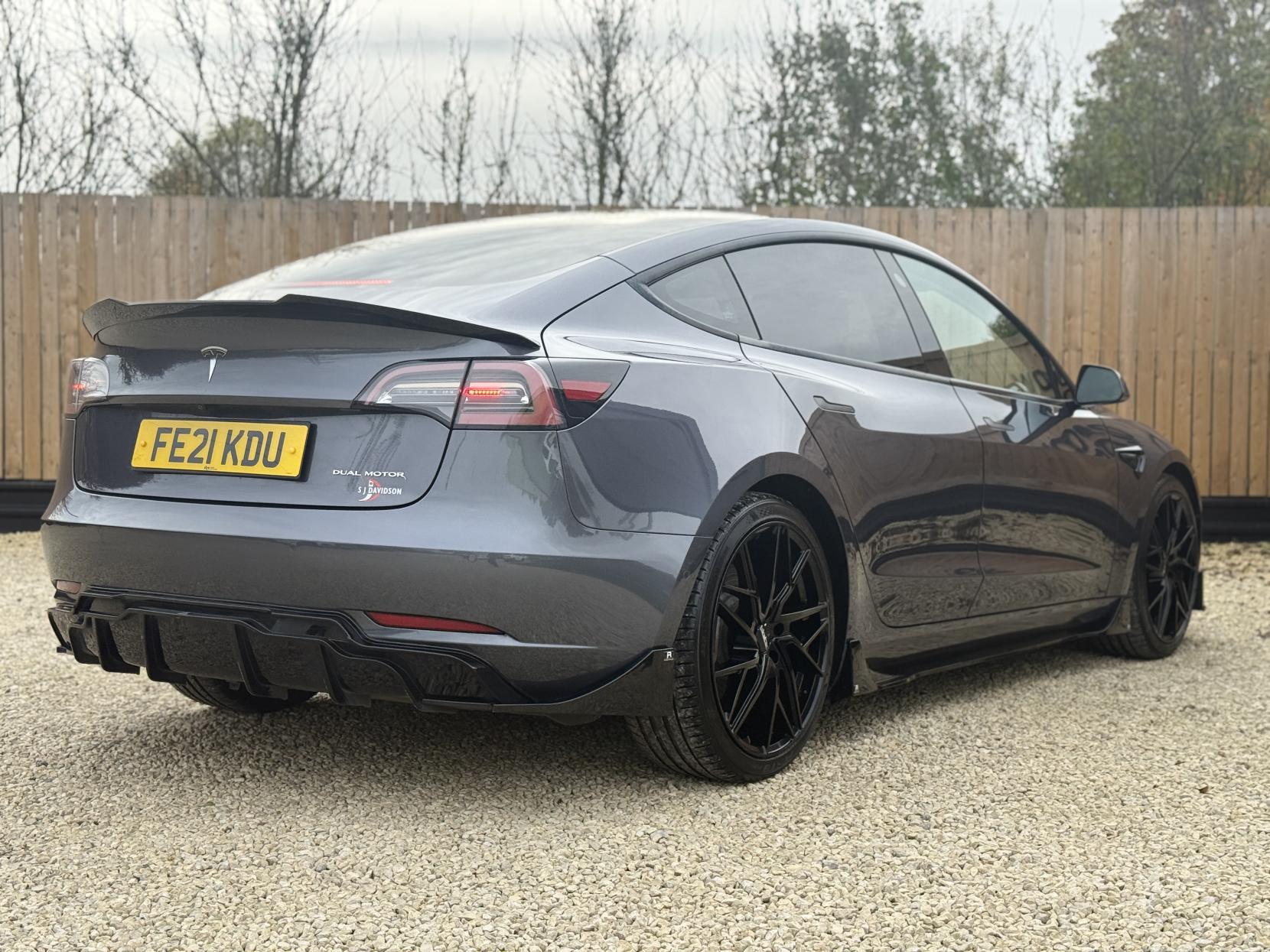 Tesla Model 3 (Dual Motor) Long Range Saloon 4dr Electric Auto 4WDE (346 ps)