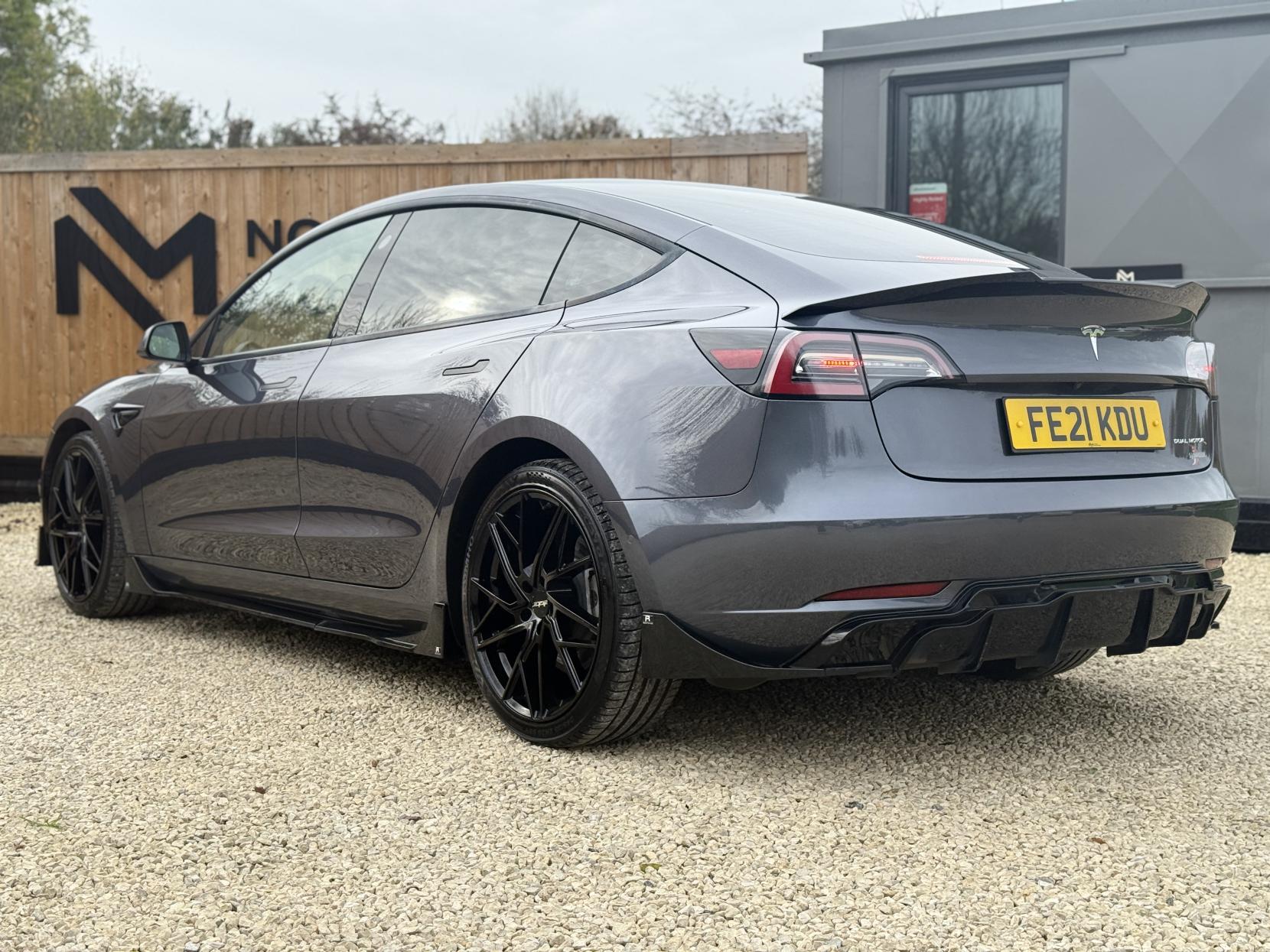 Tesla Model 3 (Dual Motor) Long Range Saloon 4dr Electric Auto 4WDE (346 ps)