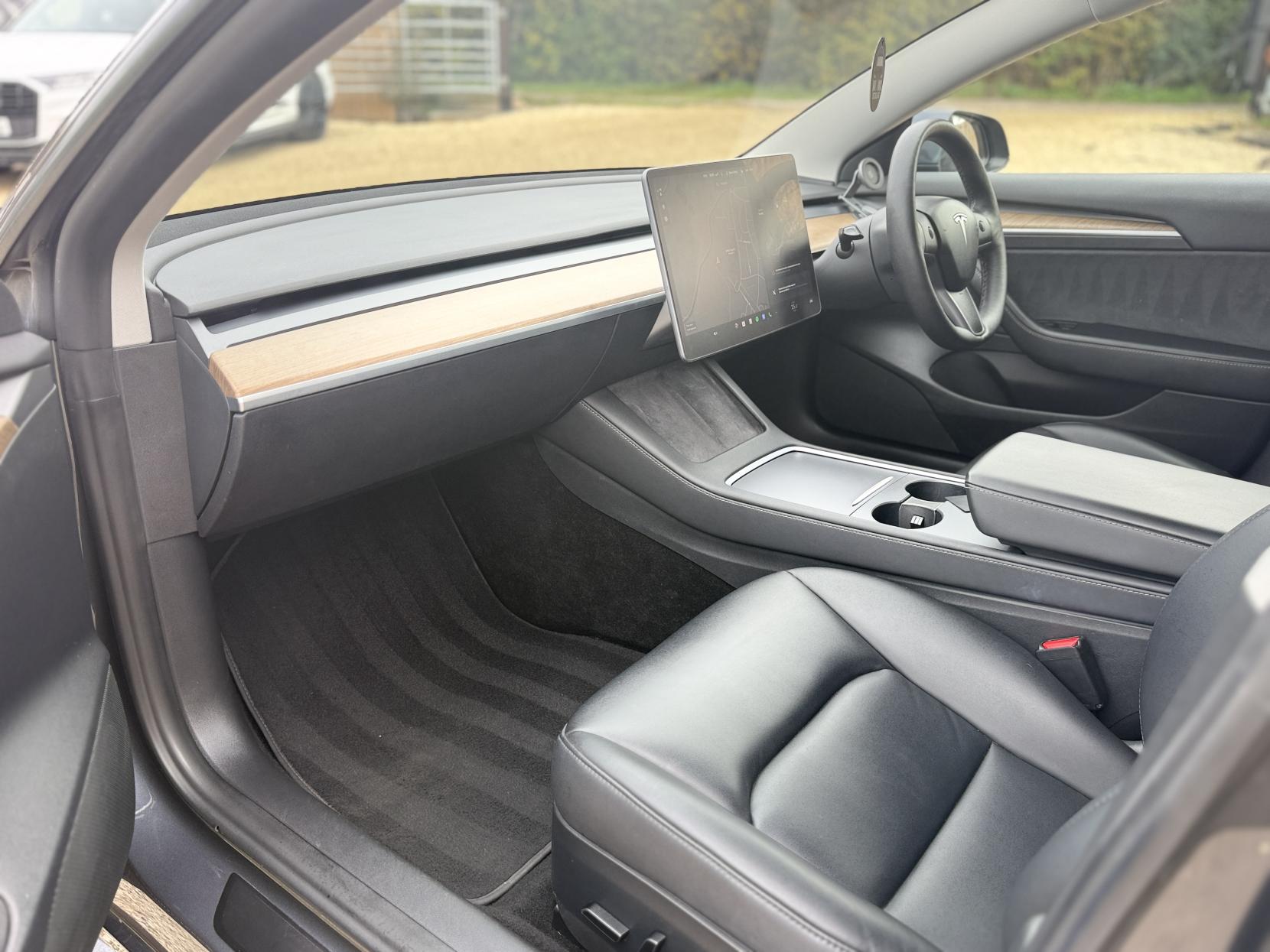 Tesla Model 3 (Dual Motor) Long Range Saloon 4dr Electric Auto 4WDE (346 ps)