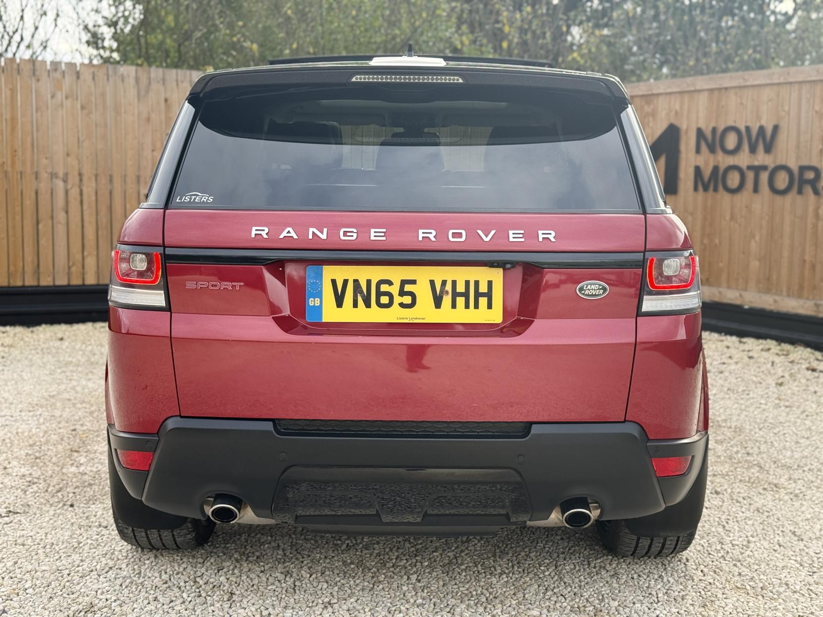 Land Rover Range Rover Sport 3.0 SD V6 HSE Dynamic SUV 5dr Diesel Auto 4WD Euro 6 (s/s) (306 ps)