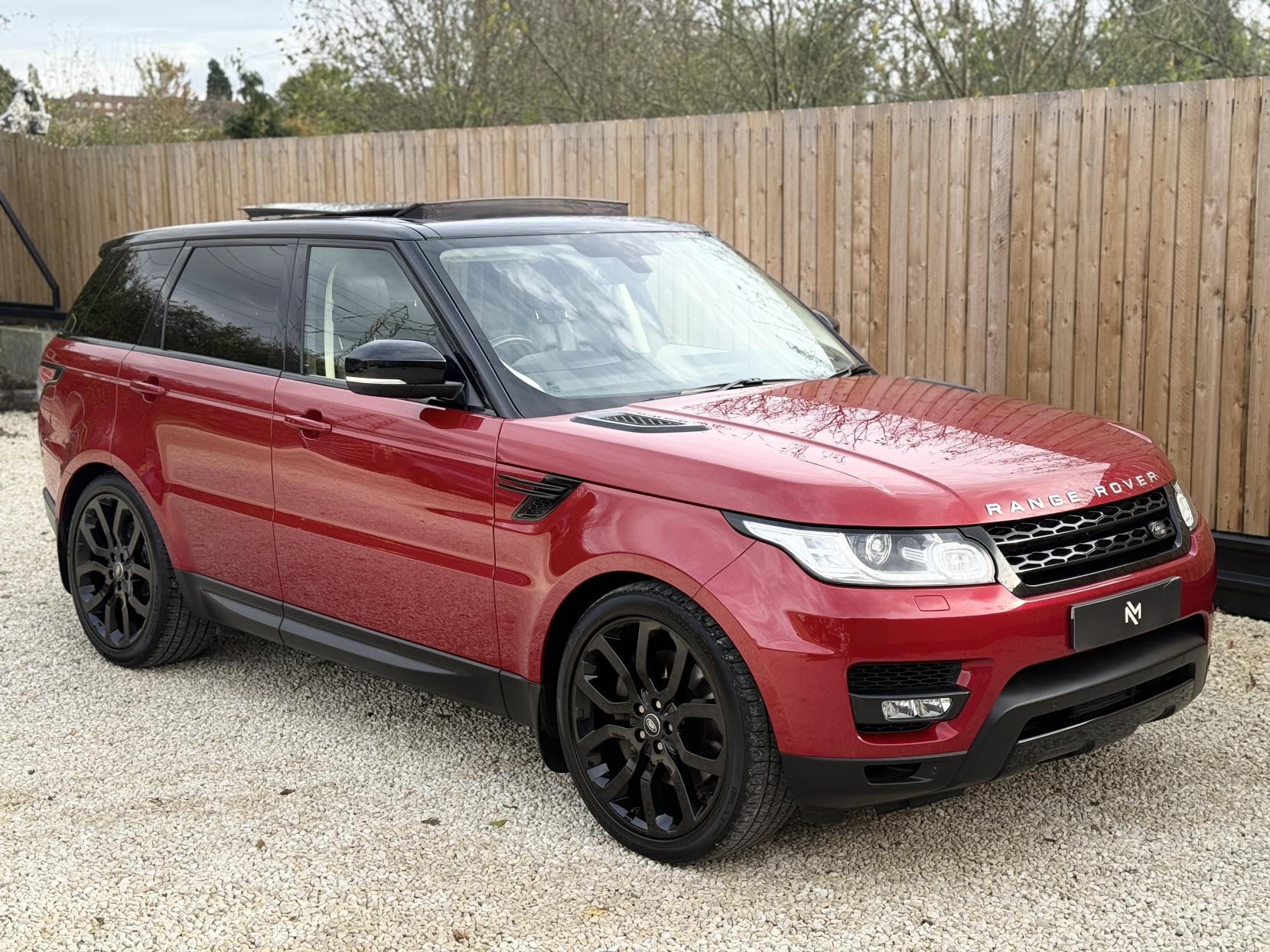 Land Rover Range Rover Sport 3.0 SD V6 HSE Dynamic SUV 5dr Diesel Auto 4WD Euro 6 (s/s) (306 ps)
