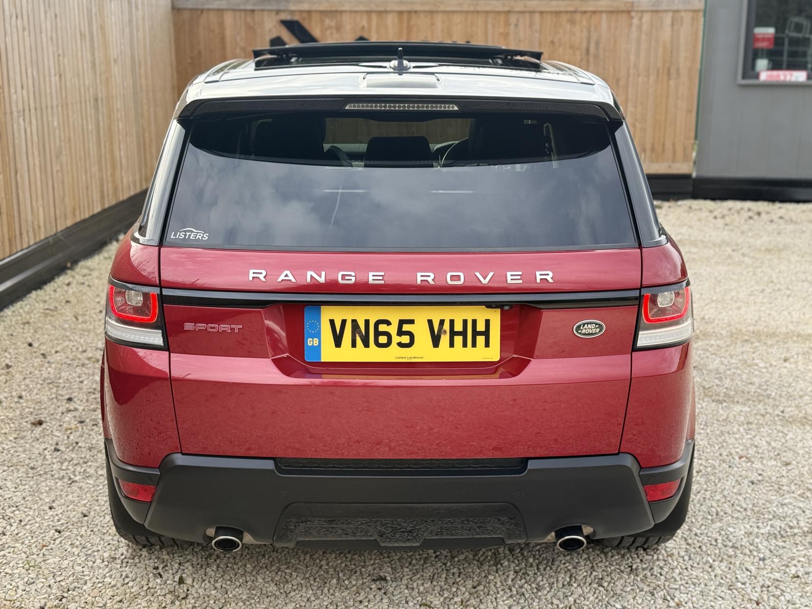 Land Rover Range Rover Sport 3.0 SD V6 HSE Dynamic SUV 5dr Diesel Auto 4WD Euro 6 (s/s) (306 ps)