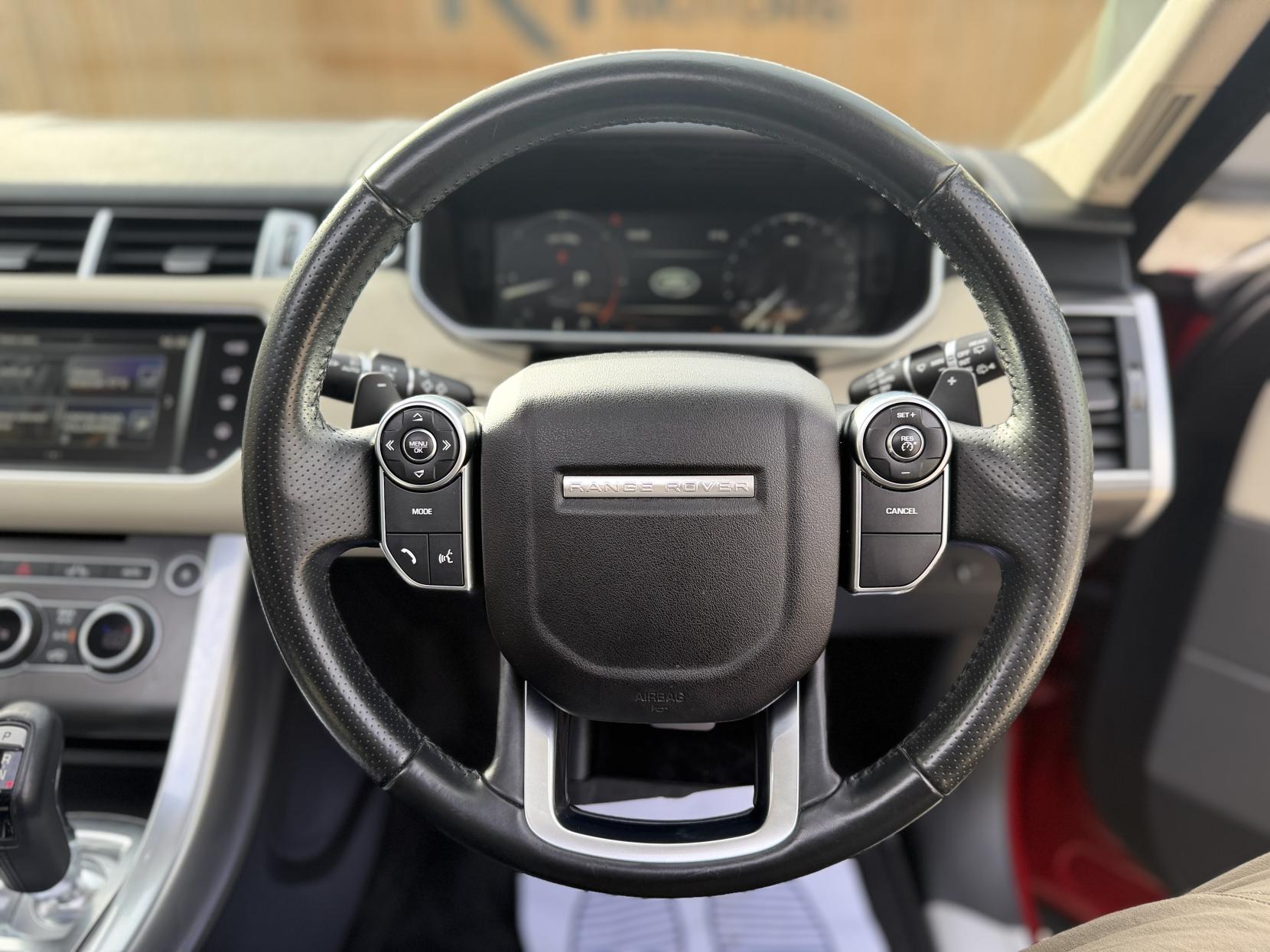 Land Rover Range Rover Sport 3.0 SD V6 HSE Dynamic SUV 5dr Diesel Auto 4WD Euro 6 (s/s) (306 ps)