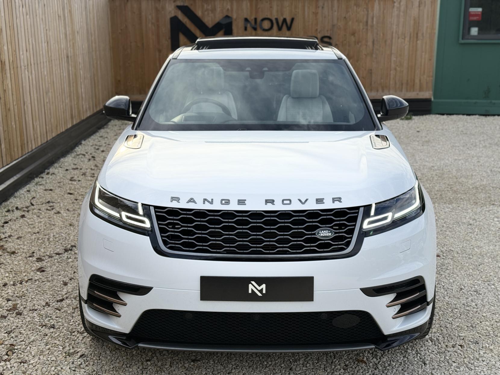 Land Rover Range Rover Velar 3.0 D300 R-Dynamic HSE SUV 5dr Diesel Auto 4WD Euro 6 (s/s) (300 ps)