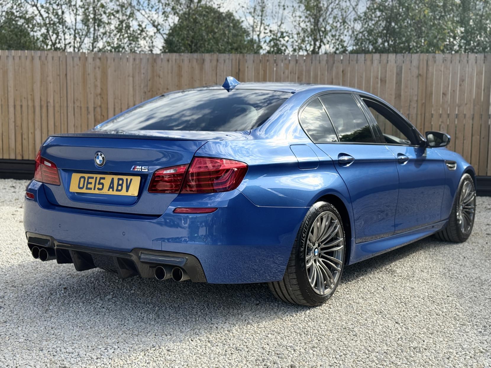 BMW M5 4.4 V8 Saloon 4dr Petrol DCT Euro 6 (s/s) (560 ps)