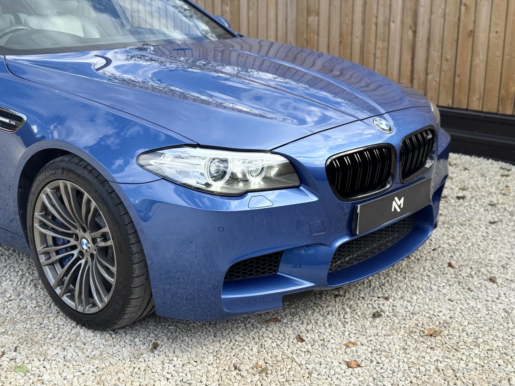 BMW M5 4.4 V8 Saloon 4dr Petrol DCT Euro 6 (s/s) (560 ps)