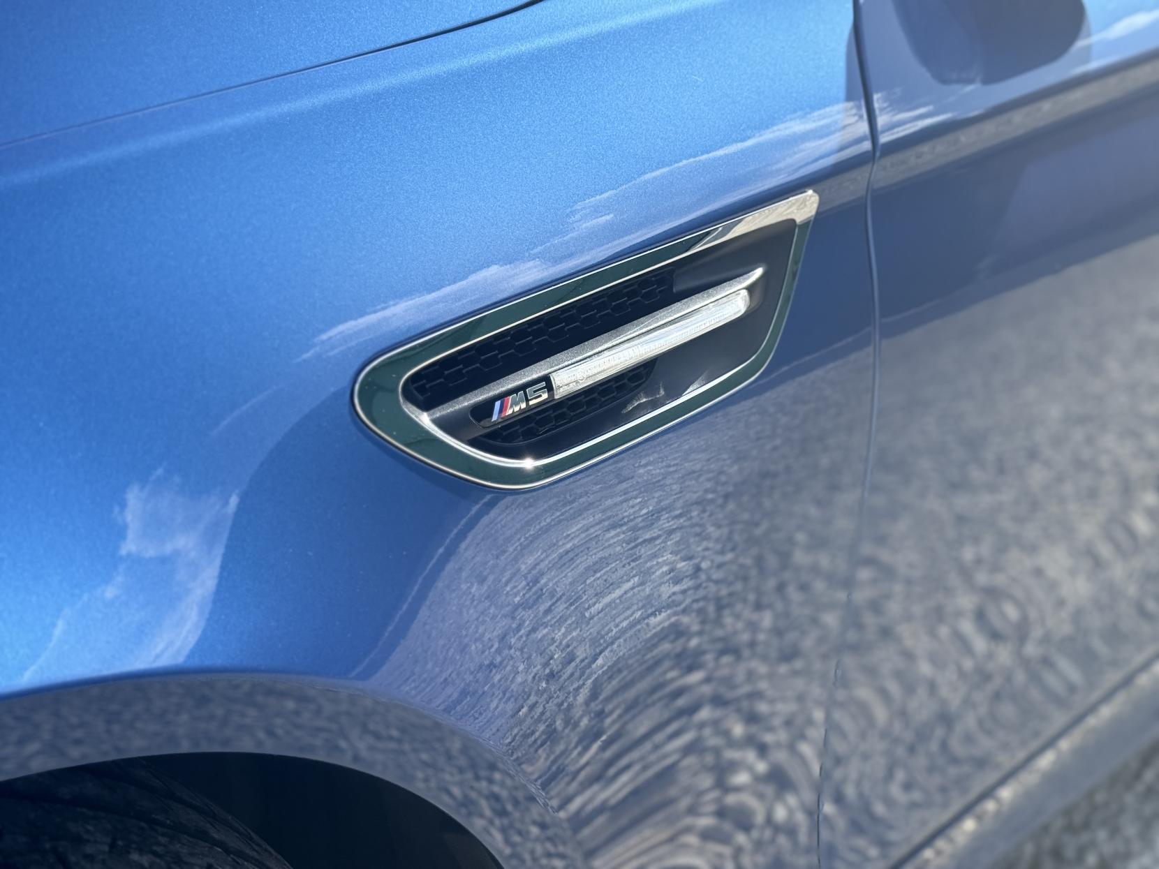 BMW M5 4.4 V8 Saloon 4dr Petrol DCT Euro 6 (s/s) (560 ps)