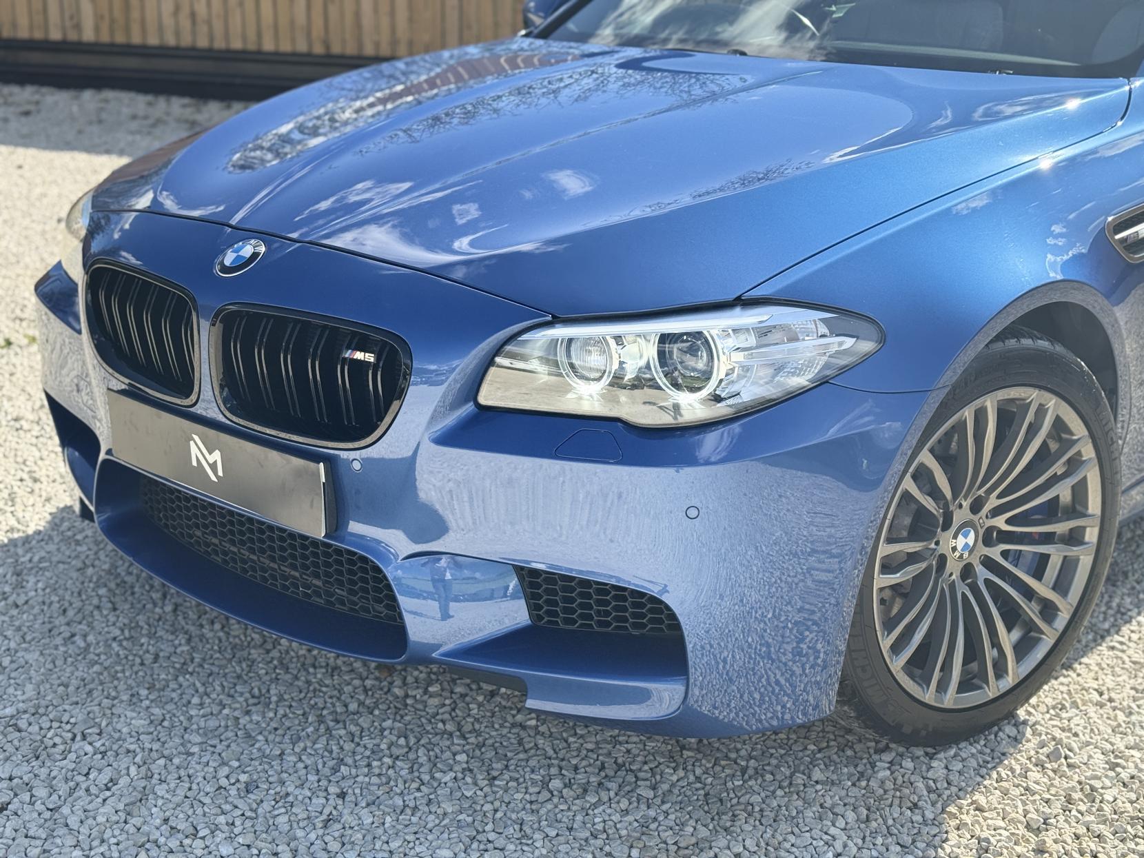 BMW M5 4.4 V8 Saloon 4dr Petrol DCT Euro 6 (s/s) (560 ps)