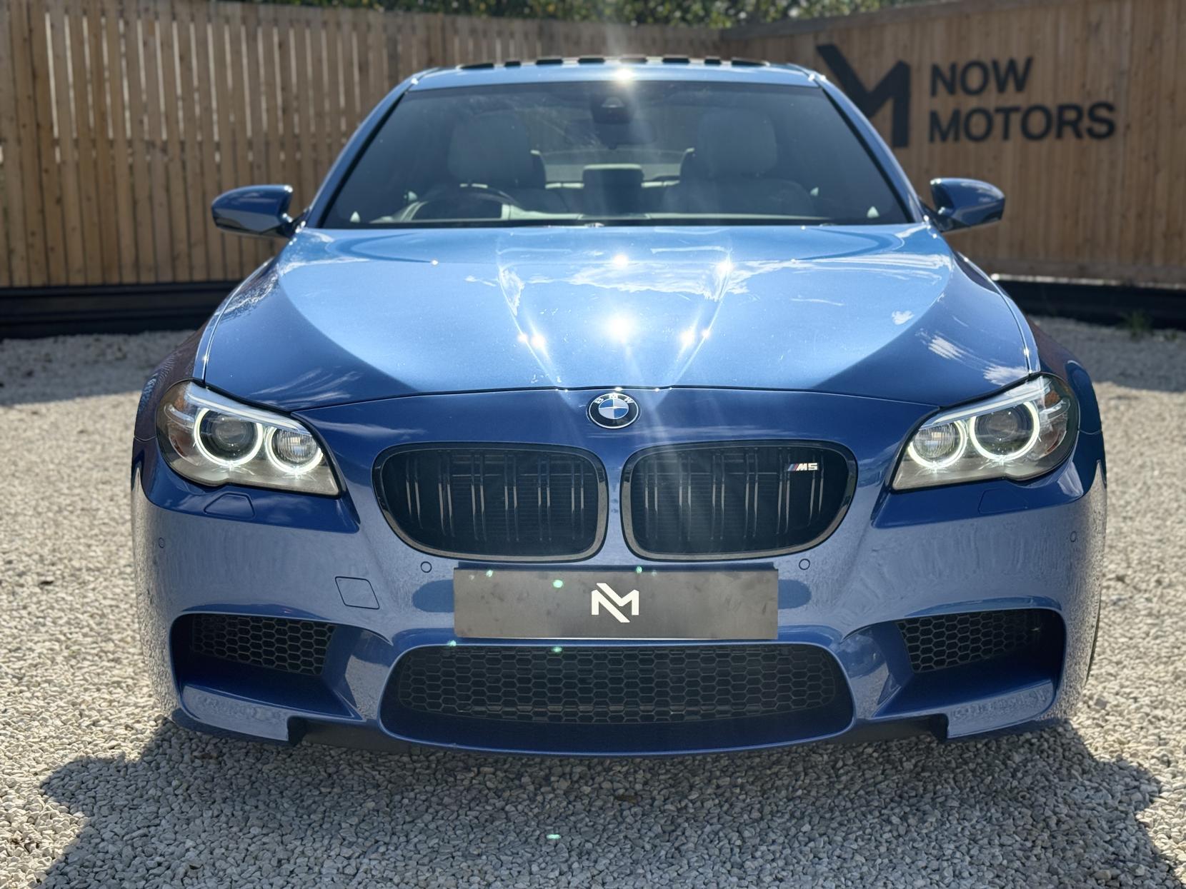 BMW M5 4.4 V8 Saloon 4dr Petrol DCT Euro 6 (s/s) (560 ps)