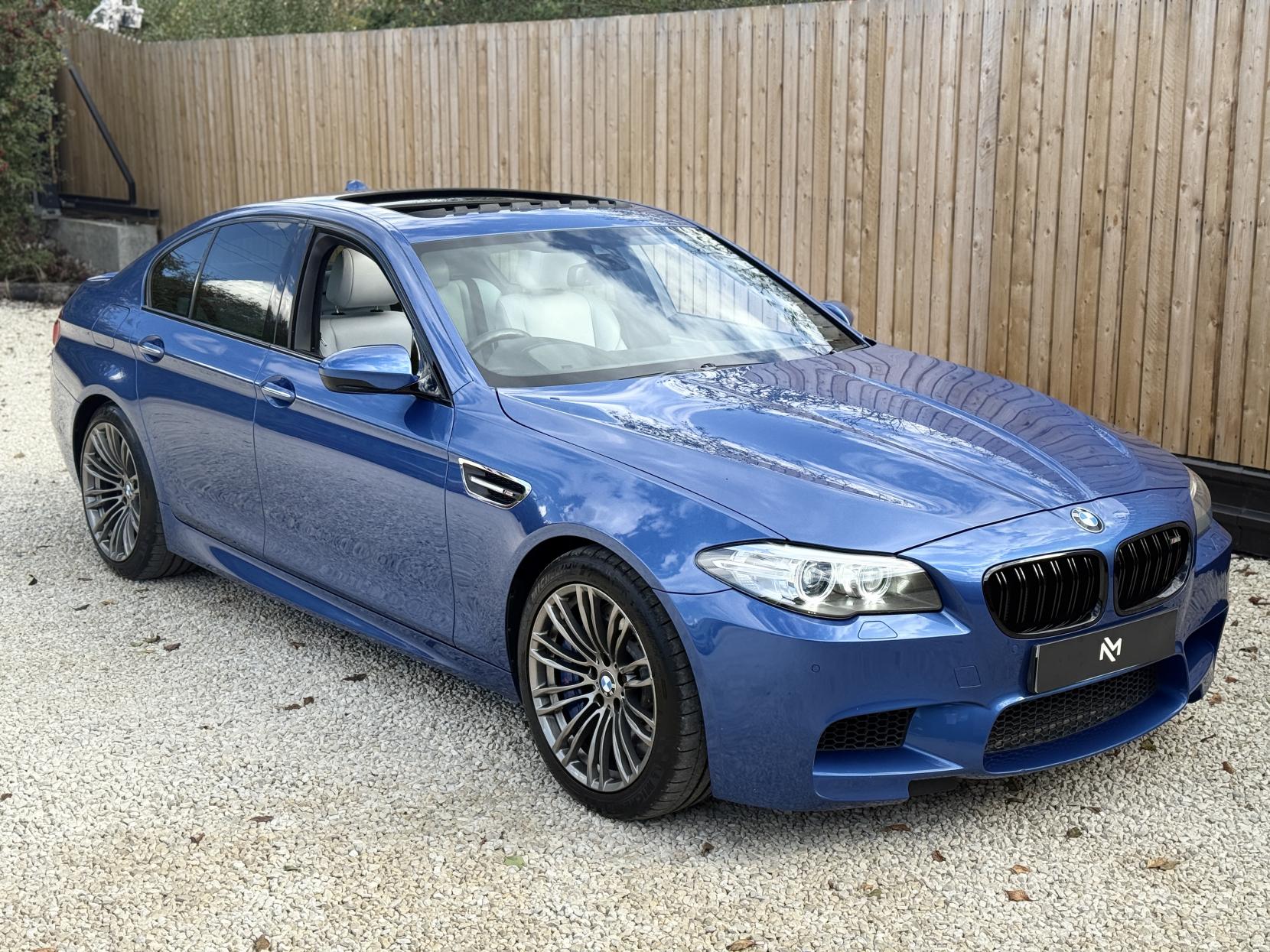 BMW M5 4.4 V8 Saloon 4dr Petrol DCT Euro 6 (s/s) (560 ps)