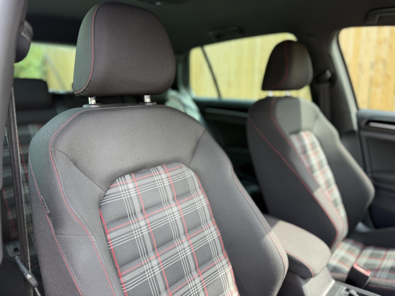 Volkswagen Golf 2.0 TSI BlueMotion Tech GTI Performance Hatchback 5dr Petrol Manual Euro 6 (s/s) (230 ps)