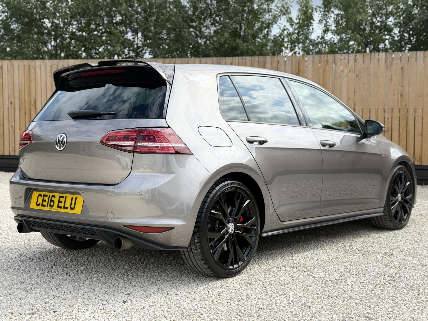 Volkswagen Golf 2.0 TSI BlueMotion Tech GTI Performance Hatchback 5dr Petrol Manual Euro 6 (s/s) (230 ps)