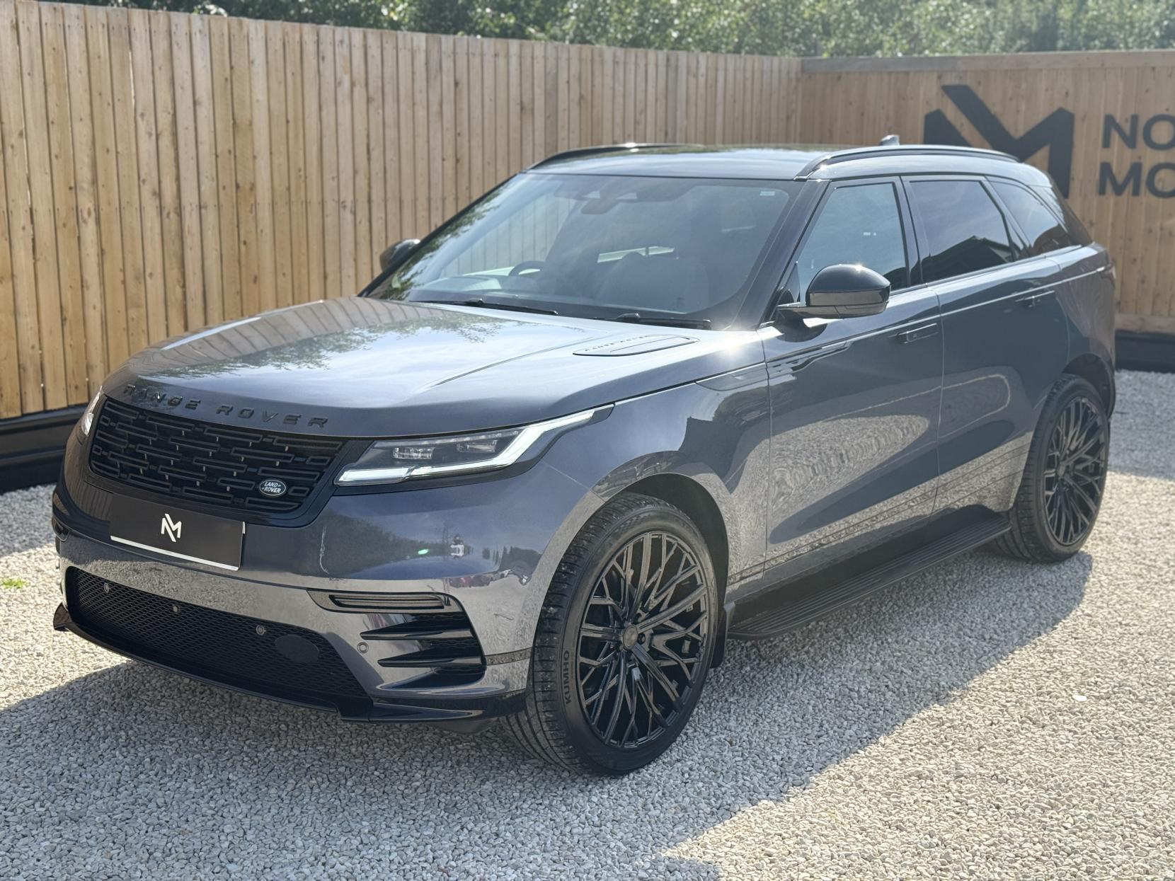 Land Rover Range Rover Velar 3.0 D300 MHEV Dynamic SE SUV 5dr Diesel Auto 4WD Euro 6 (s/s) (300 ps)