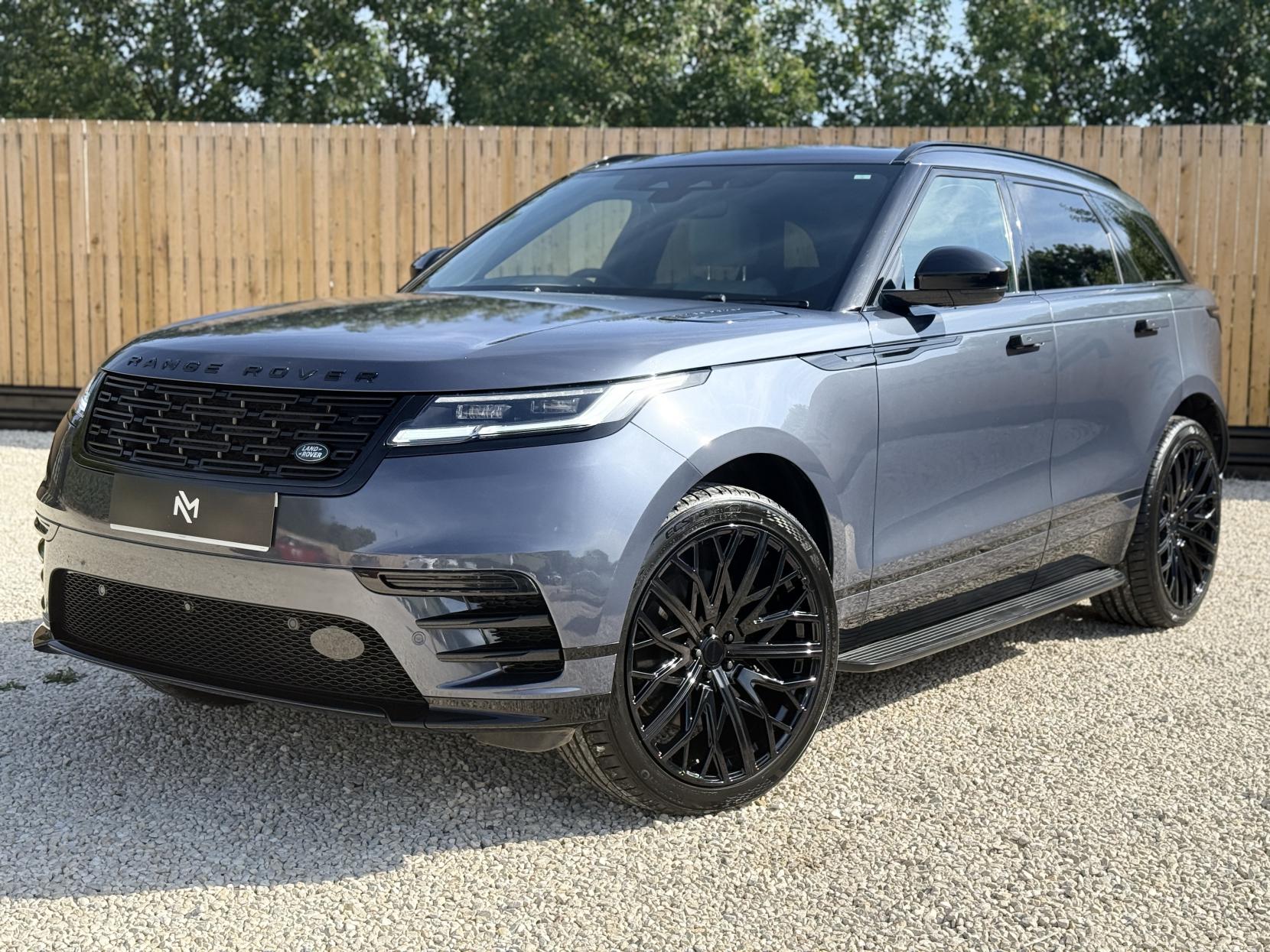 Land Rover Range Rover Velar 3.0 D300 MHEV Dynamic SE SUV 5dr Diesel Auto 4WD Euro 6 (s/s) (300 ps)