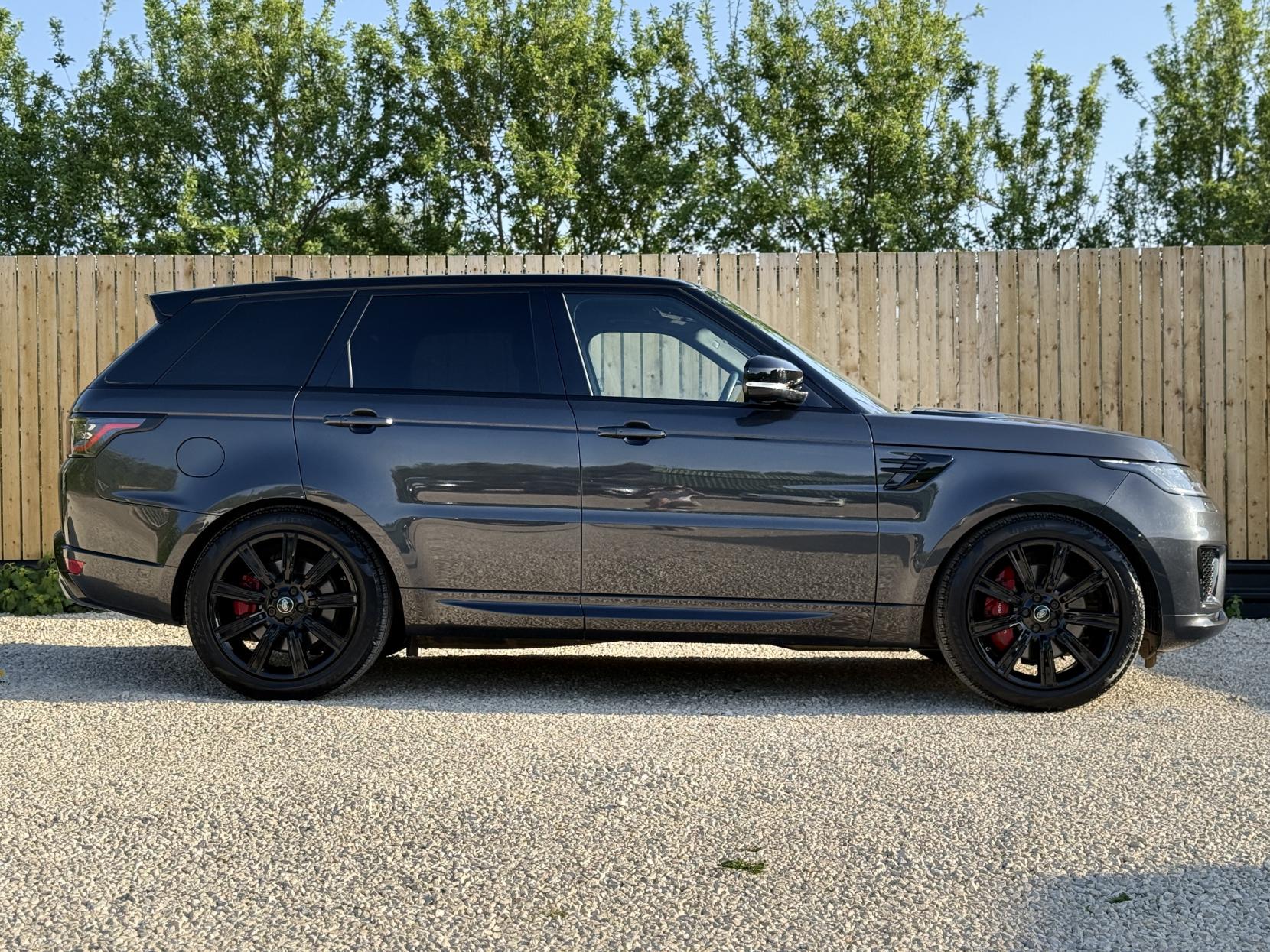 Land Rover Range Rover Sport 2.0 P400e 13.1kWh HSE Dynamic Black SUV 5dr Petrol Plug-in Hybrid Auto 4WD Euro 6 (s/s) (404 ps)