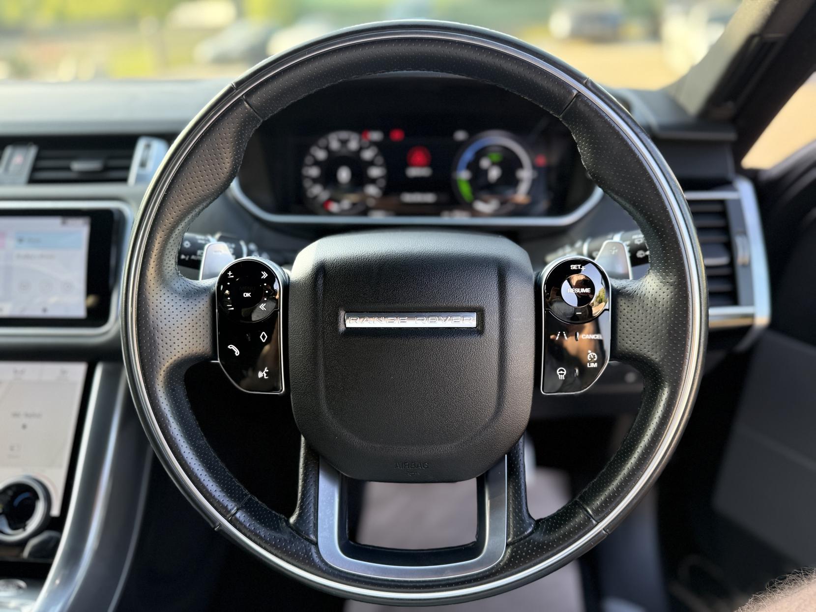 Land Rover Range Rover Sport 2.0 P400e 13.1kWh HSE Dynamic Black SUV 5dr Petrol Plug-in Hybrid Auto 4WD Euro 6 (s/s) (404 ps)
