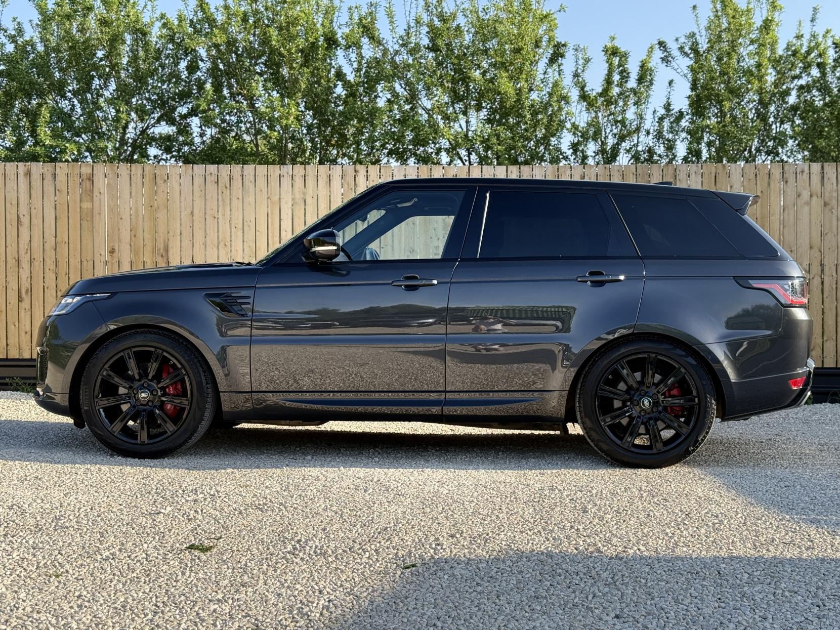 Land Rover Range Rover Sport 2.0 P400e 13.1kWh HSE Dynamic Black SUV 5dr Petrol Plug-in Hybrid Auto 4WD Euro 6 (s/s) (404 ps)