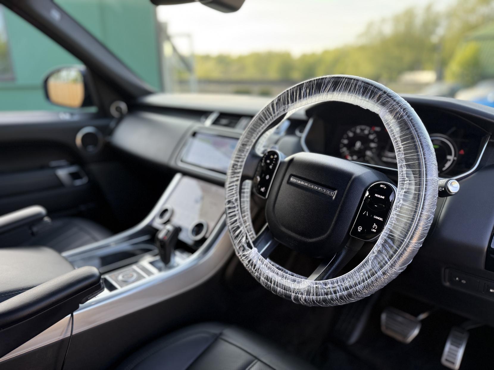 Land Rover Range Rover Sport 2.0 P400e 13.1kWh HSE Dynamic Black SUV 5dr Petrol Plug-in Hybrid Auto 4WD Euro 6 (s/s) (404 ps)
