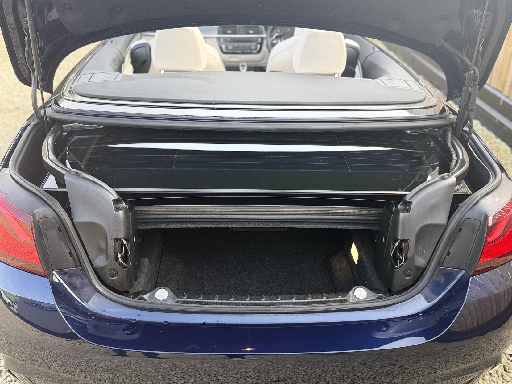 BMW 4 Series 3.0 435d M Sport Convertible 2dr Diesel Auto xDrive Euro 6 (s/s) (313 ps)