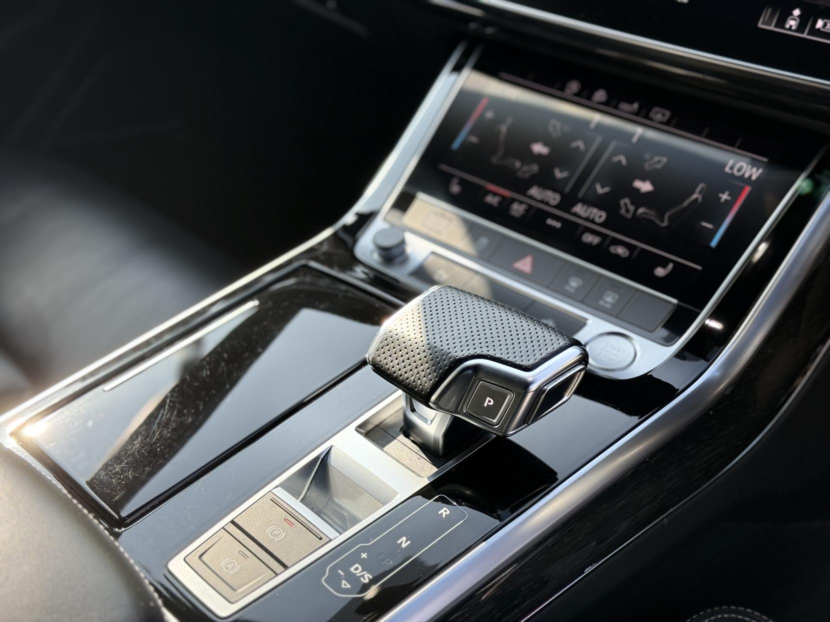 Audi Q7 3.0 TFSI V6 55 Black Edition SUV 5dr Petrol Tiptronic quattro Euro 6 (s/s) (340 ps)