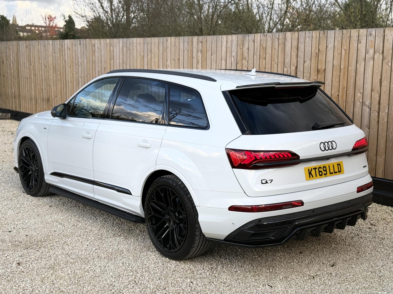 Audi Q7 3.0 TFSI V6 55 Black Edition SUV 5dr Petrol Tiptronic quattro Euro 6 (s/s) (340 ps)